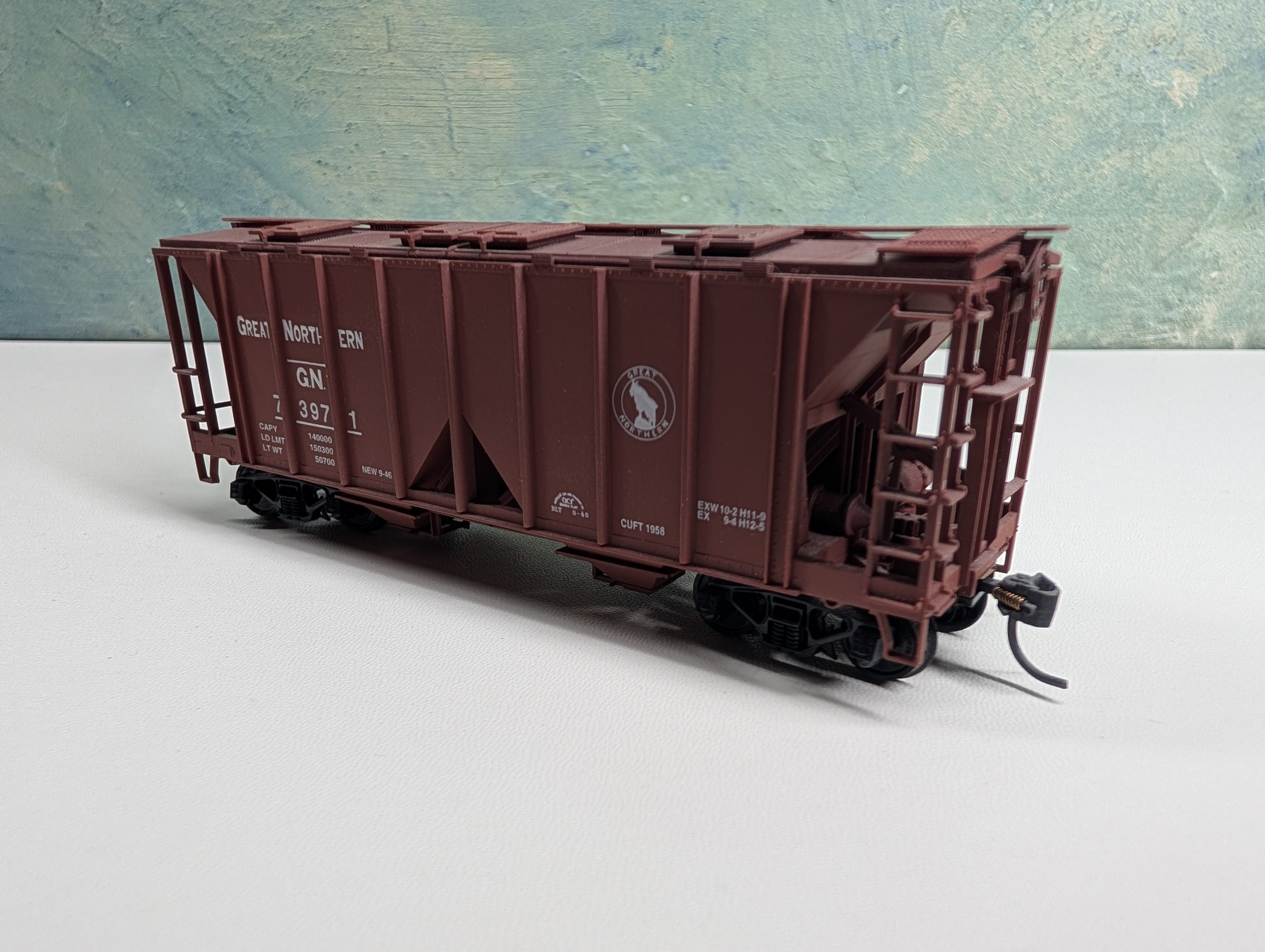 USED Bowser HO Scale Covered Hopper Great Northern GN #73971