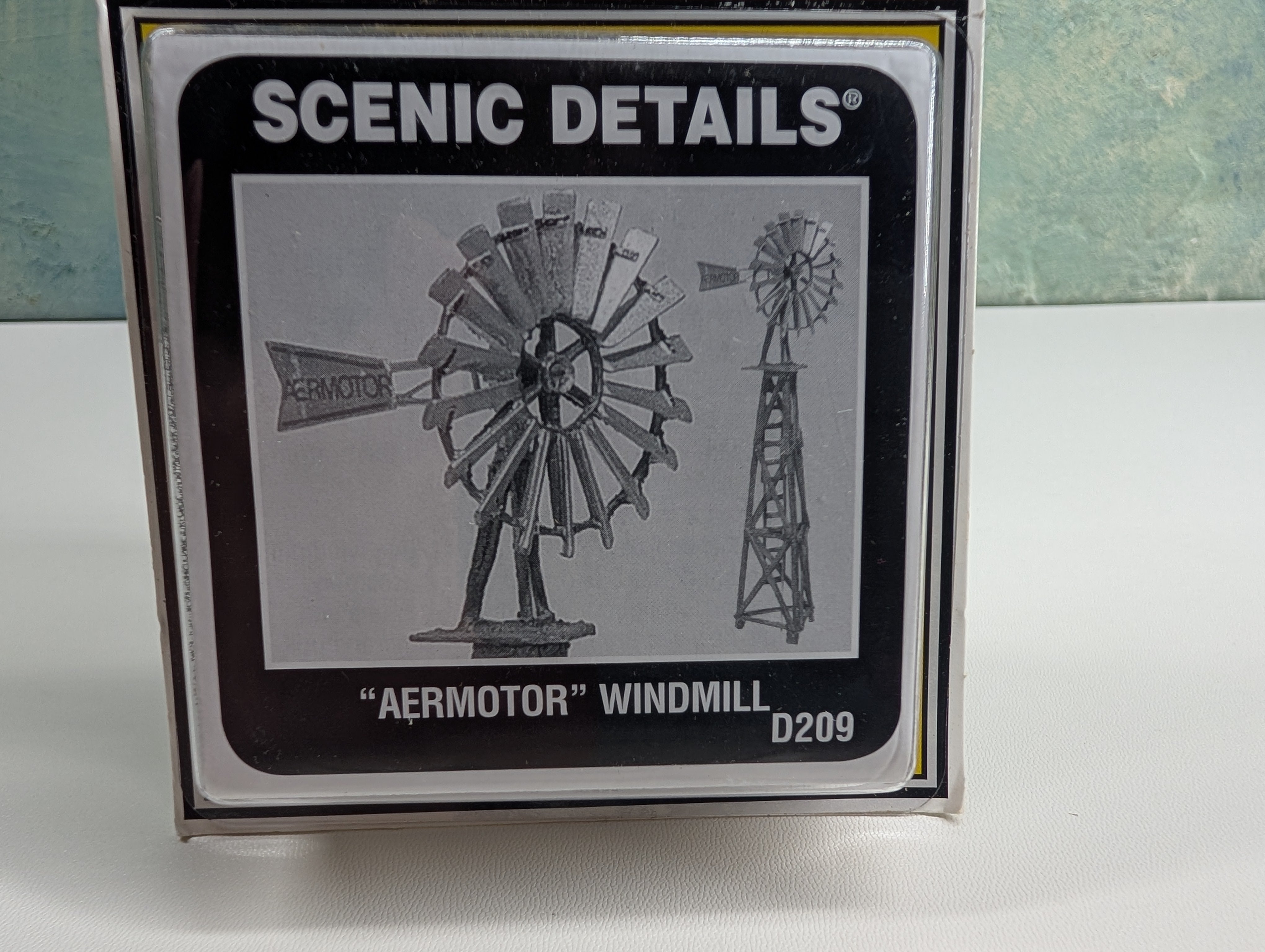 Woodland Scenics D209 HO Scale "Aeromotor" Windmill (Metal Casting) KIT