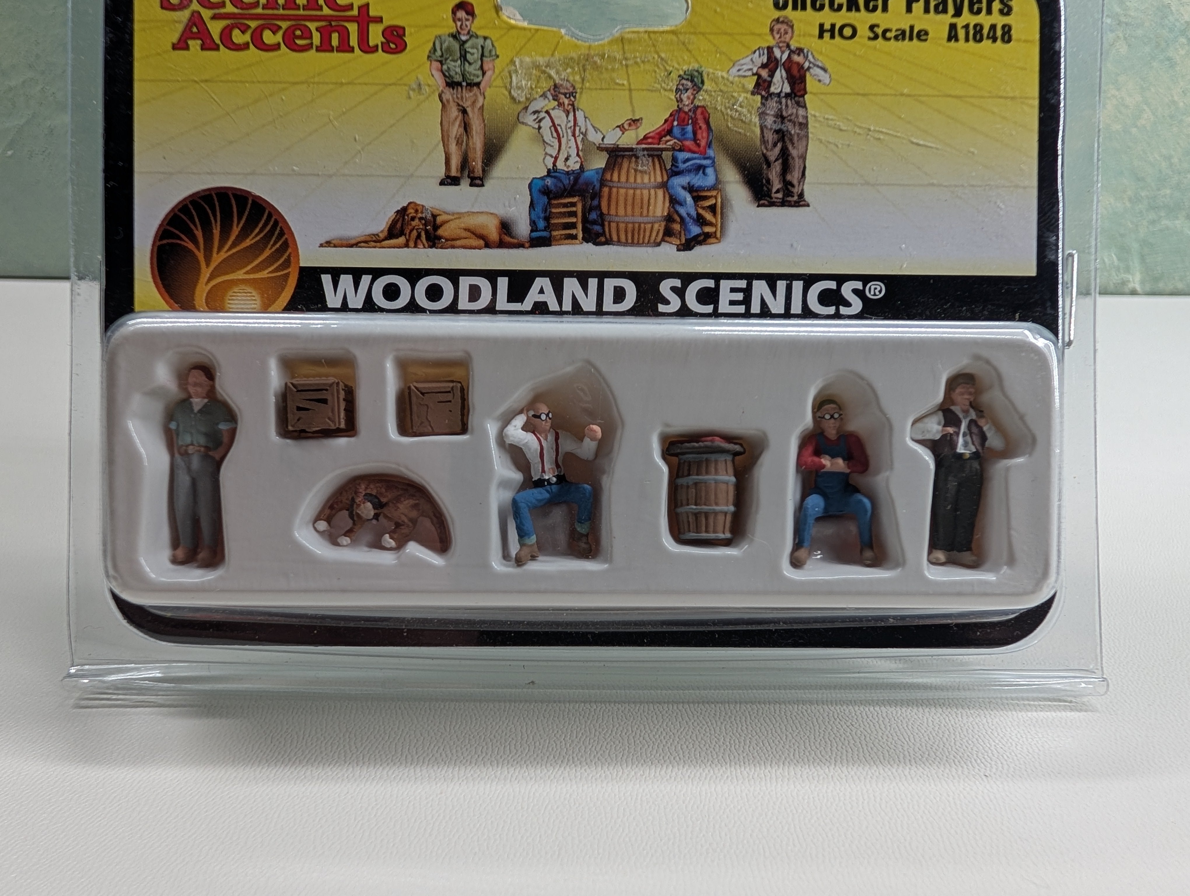 Woodland Scenics A1856 HO Scale Checker Players (8 pcs)