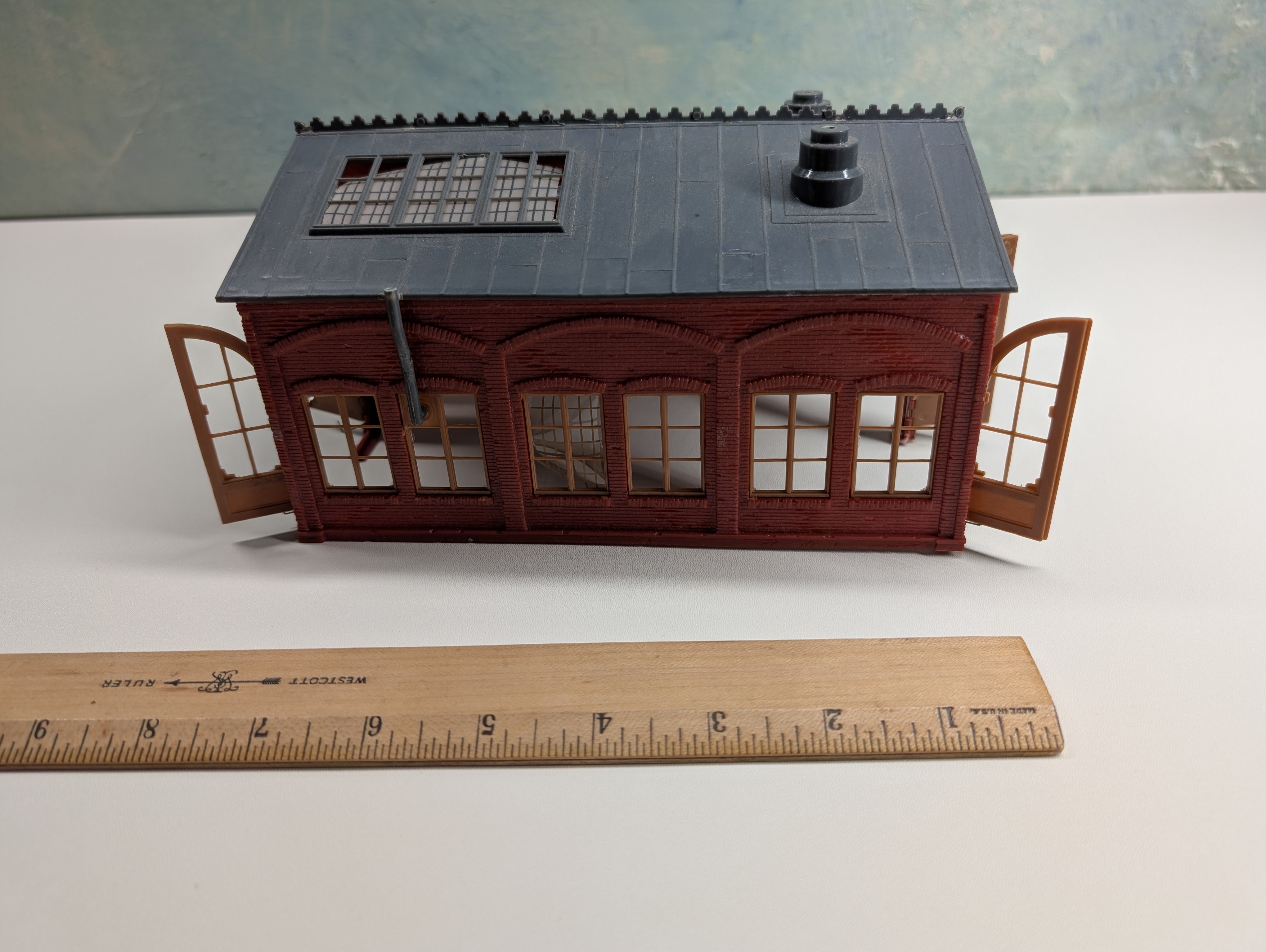 USED HO Scale Old Time Warehouse