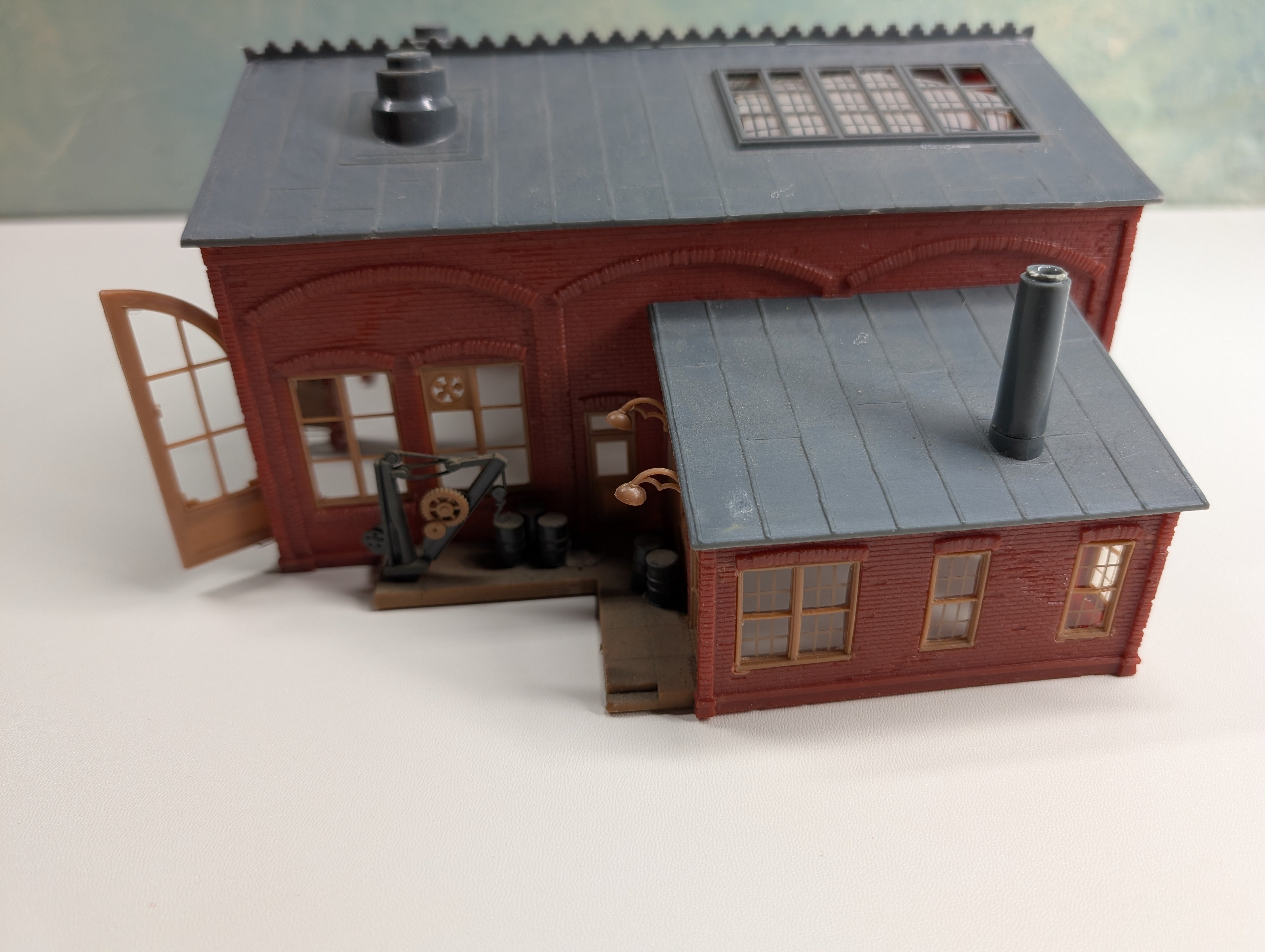 USED HO Scale Old Time Warehouse