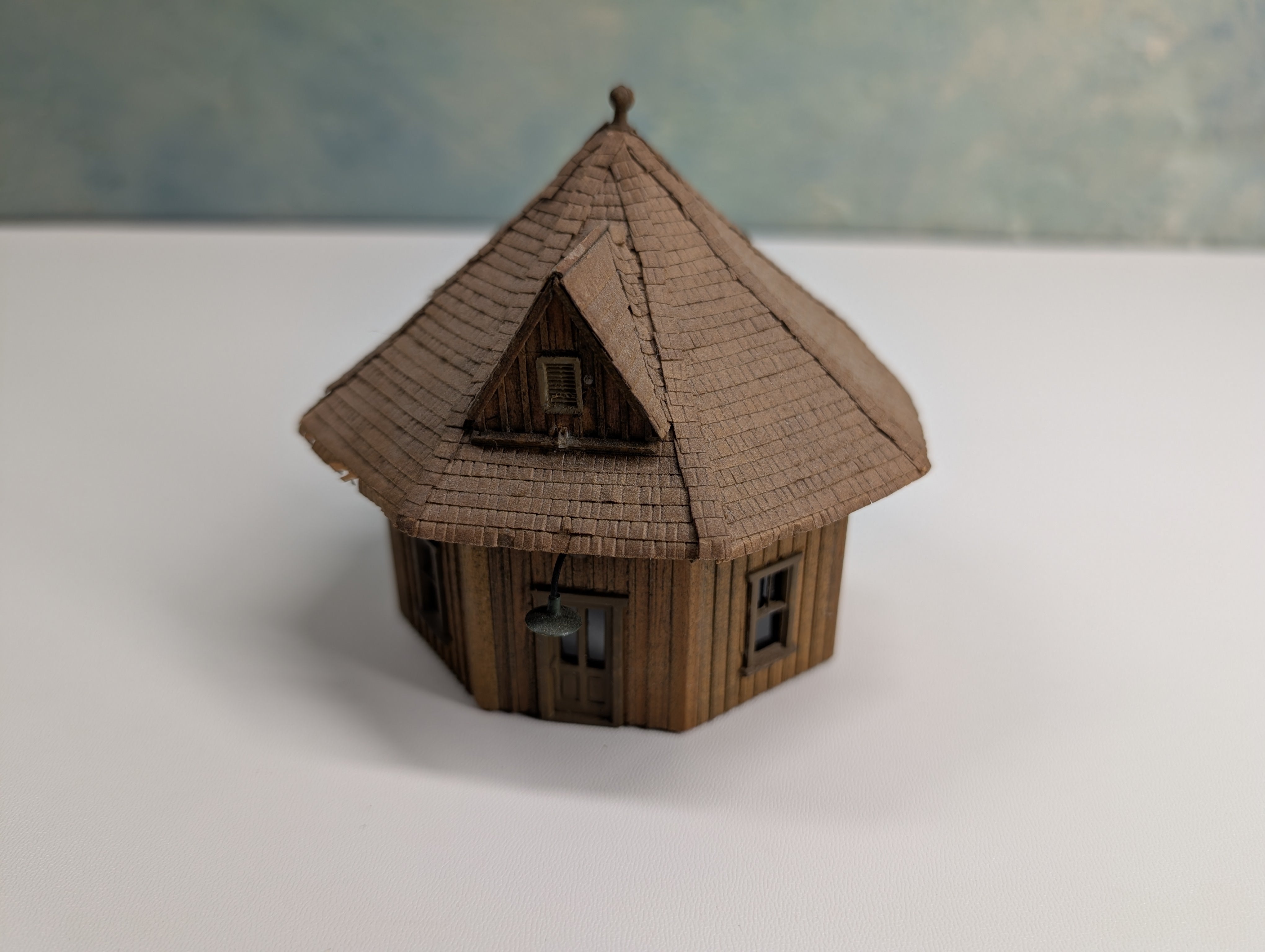 USED HO Scale Scratch Built Hut