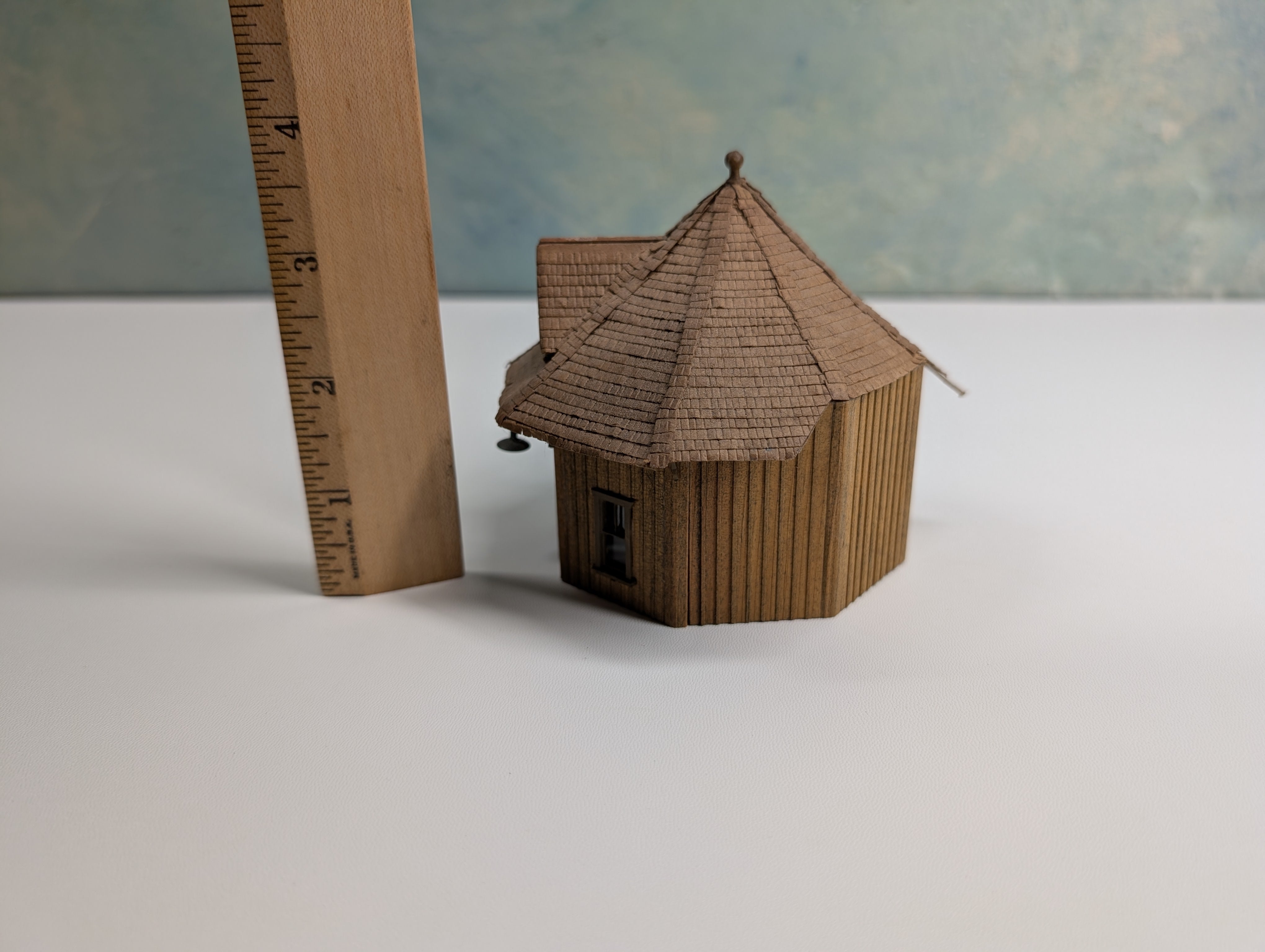 USED HO Scale Scratch Built Hut