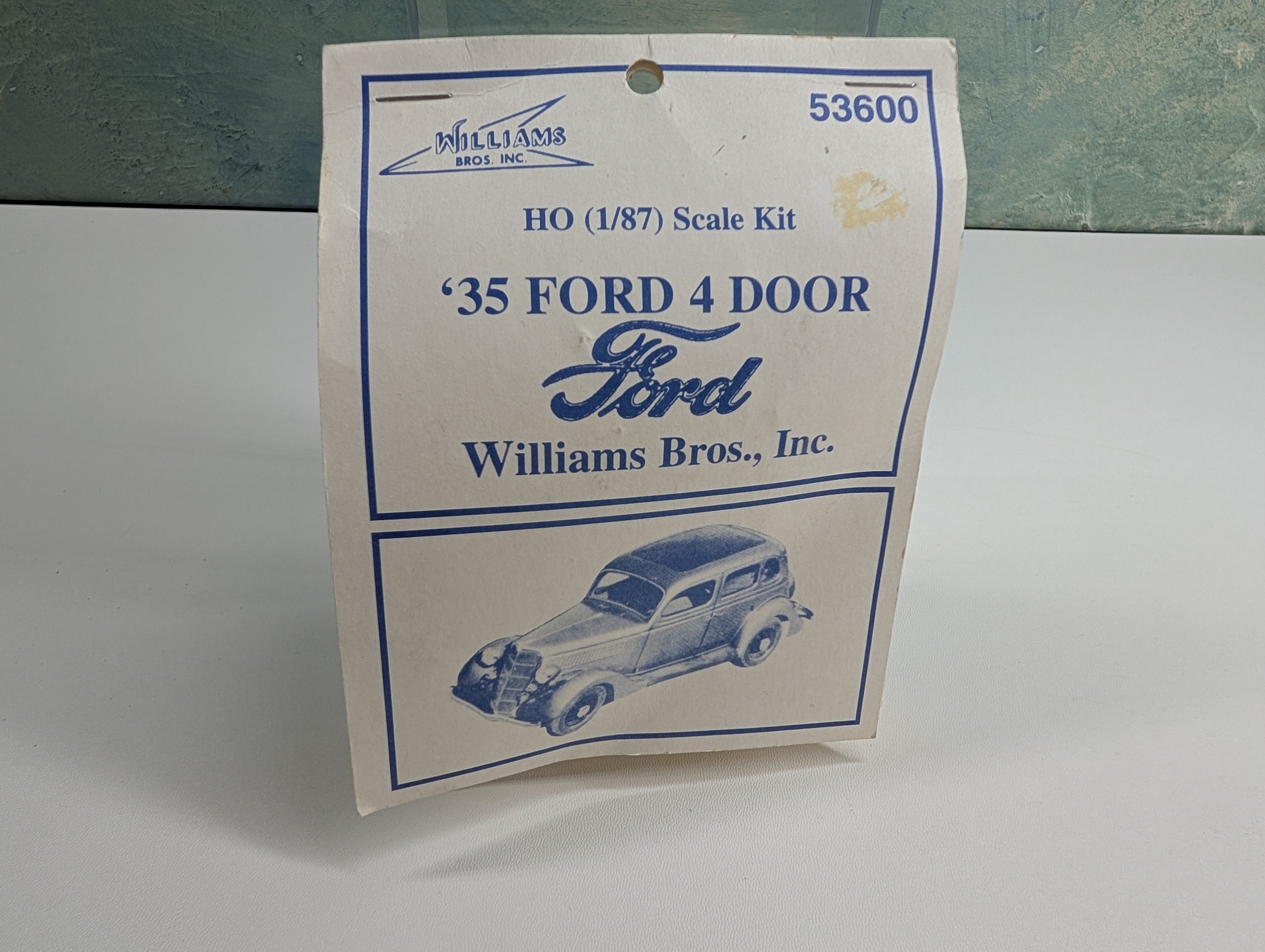 Williams Bros 53600 HO Scale 35 Ford 4 Door KIT