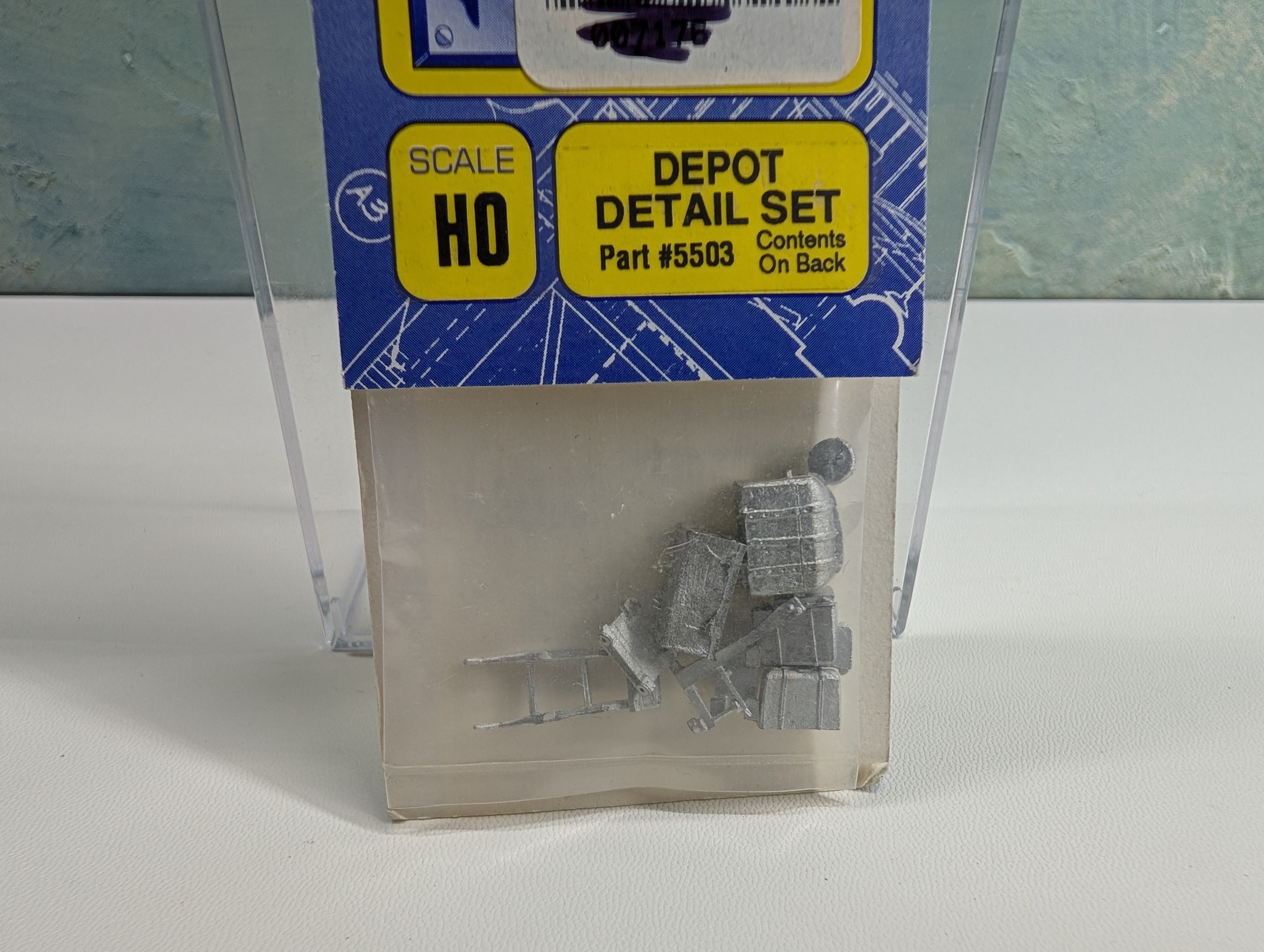 Builders in Scale 5503 HO Scale Depot Detail Set (Metal Casting)