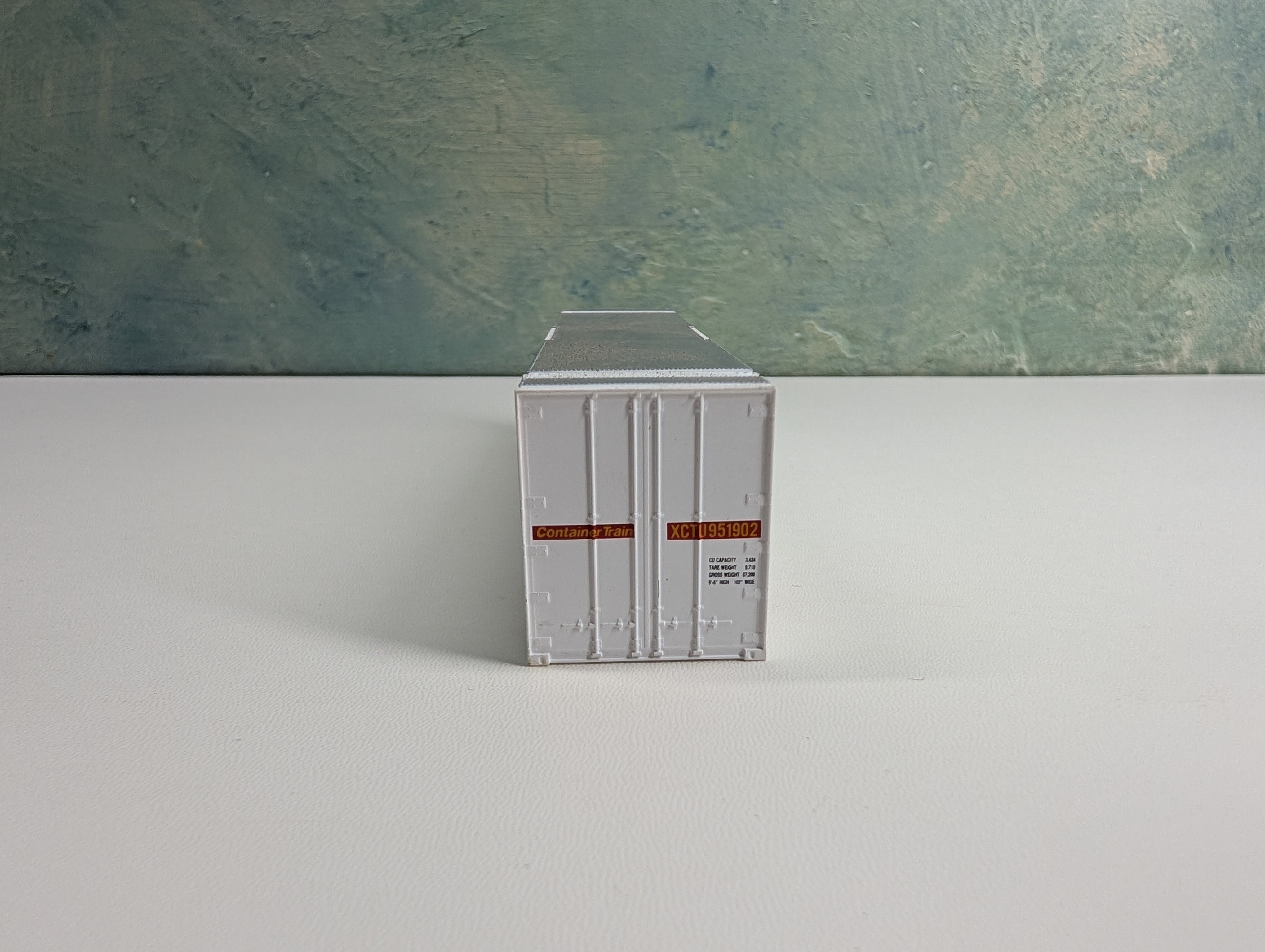 USED Walthers HO Scale 48' Container XTRA XCTU #951902