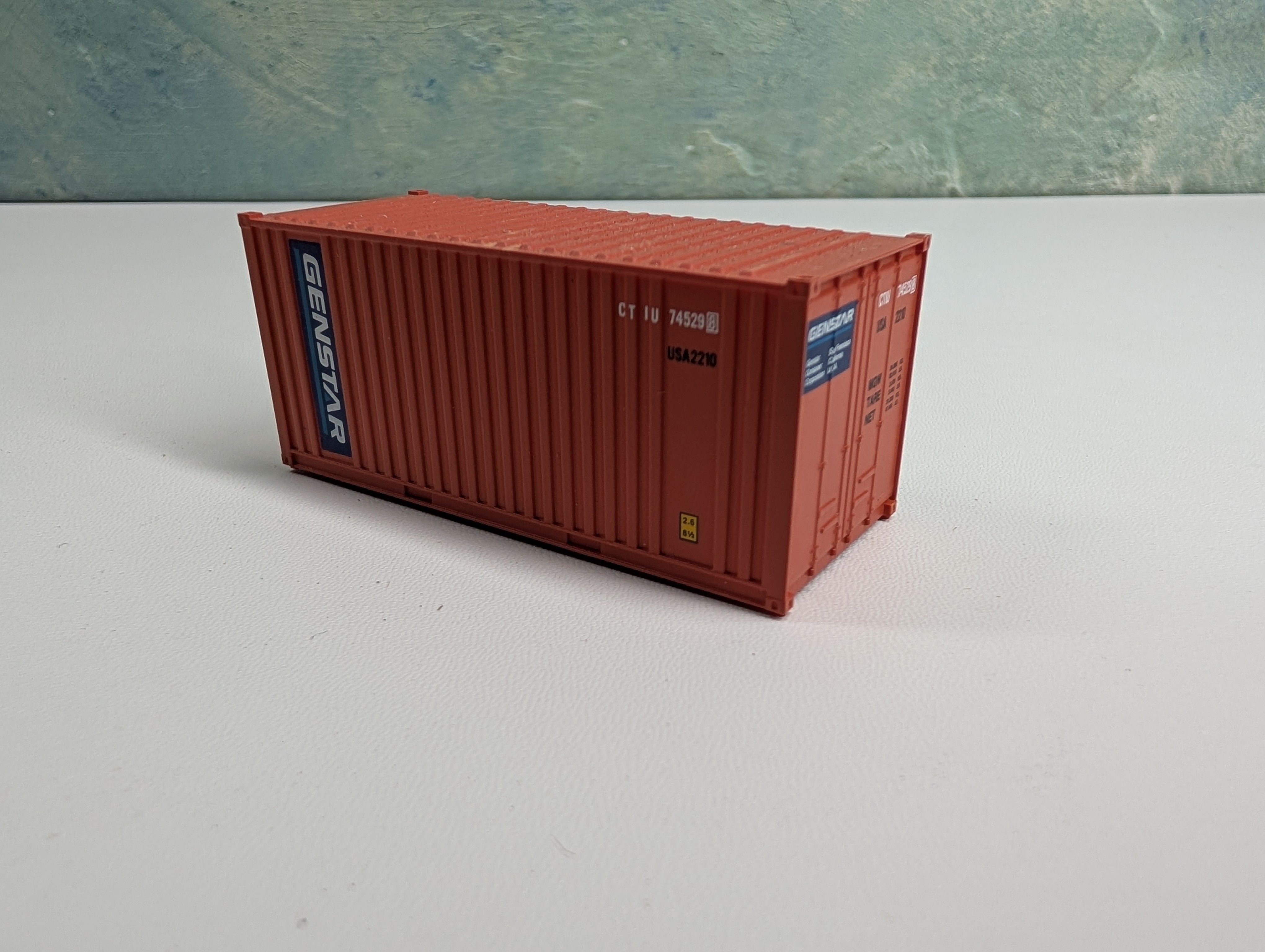 USED Walthers HO Scale 20' Container Genstar CTIU #745298