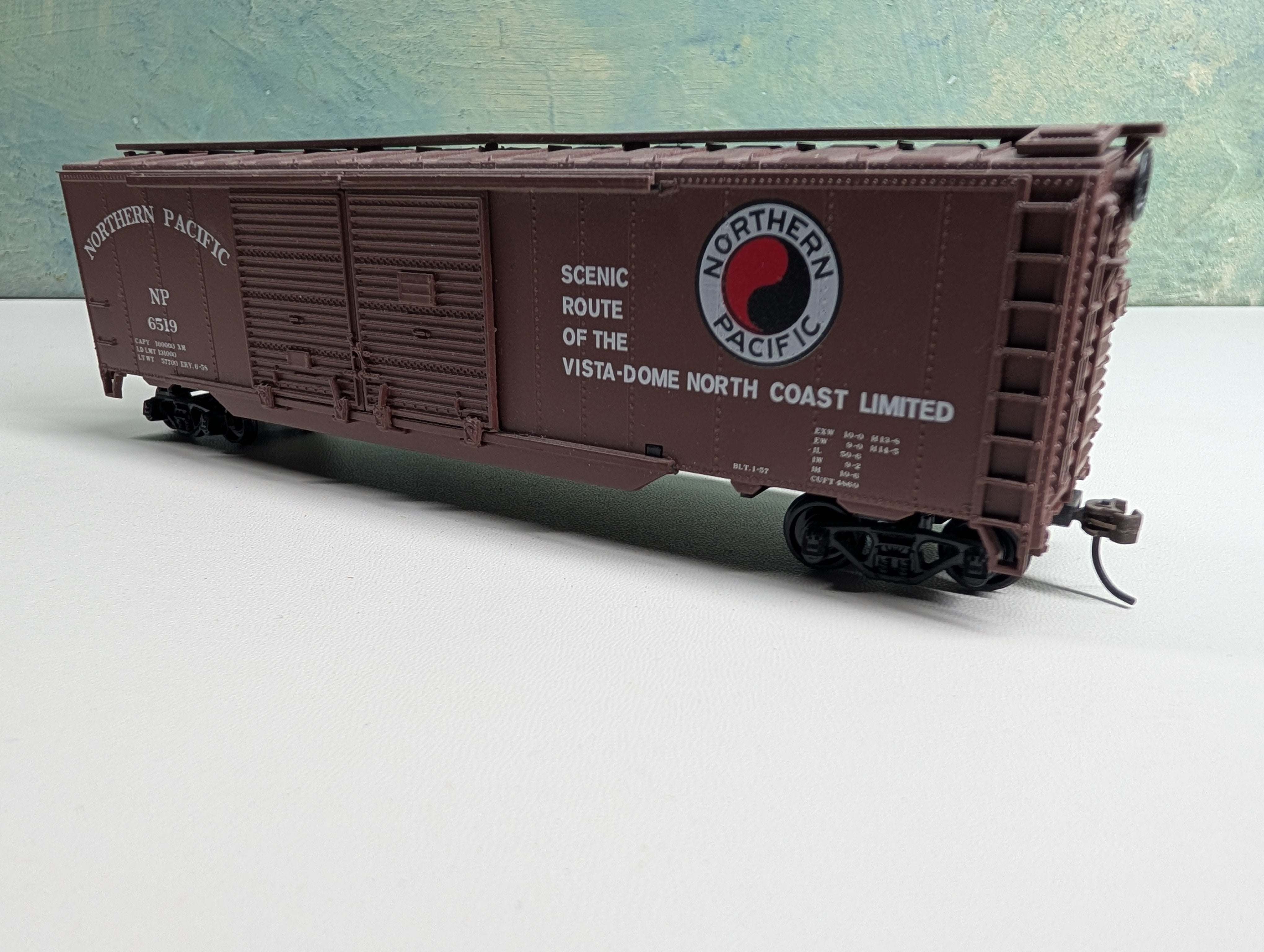 USED Athearn HO Scale 50' DD Box Car Northern Pacific NP #6519