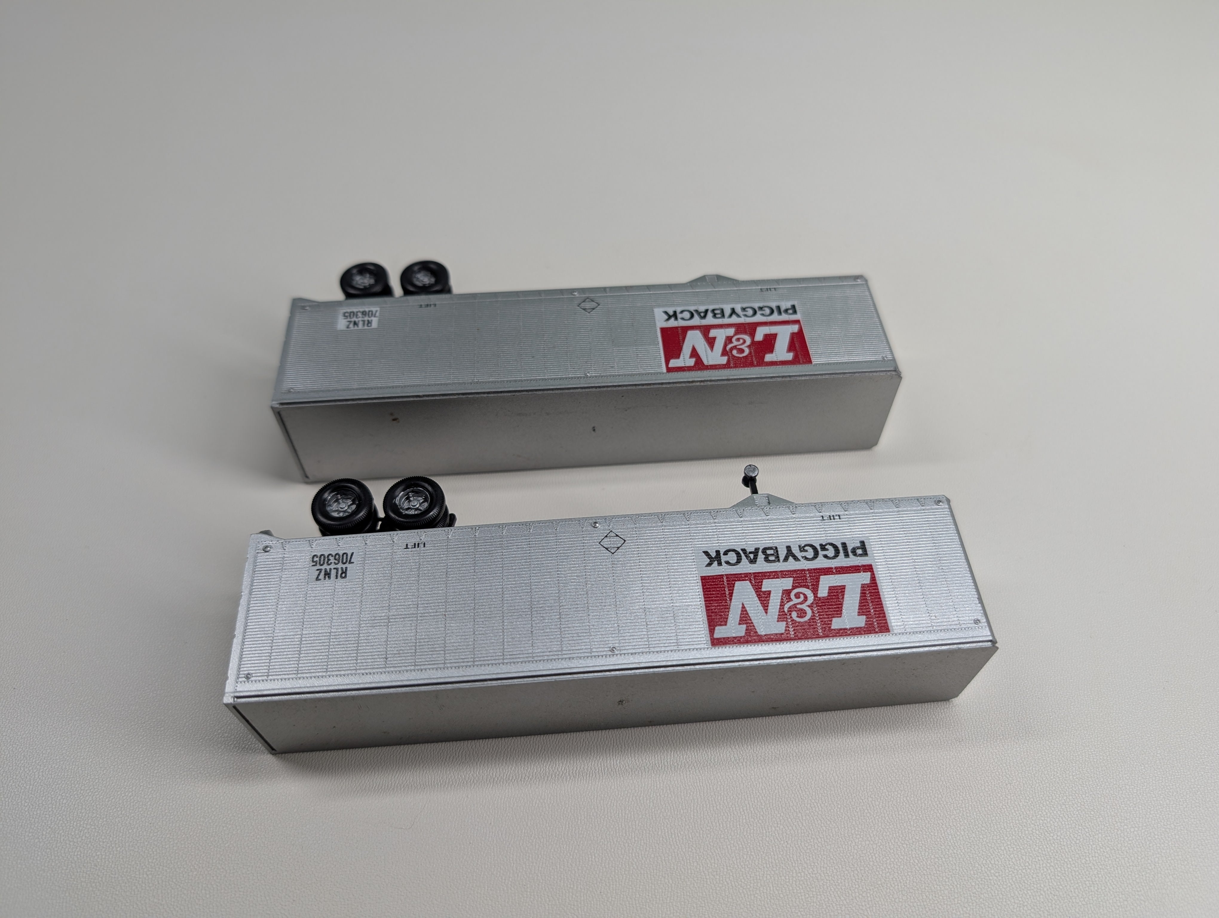 USED Athearn HO Scale Set of 40' Trailer Louisville & Nashville RLNZ #706305