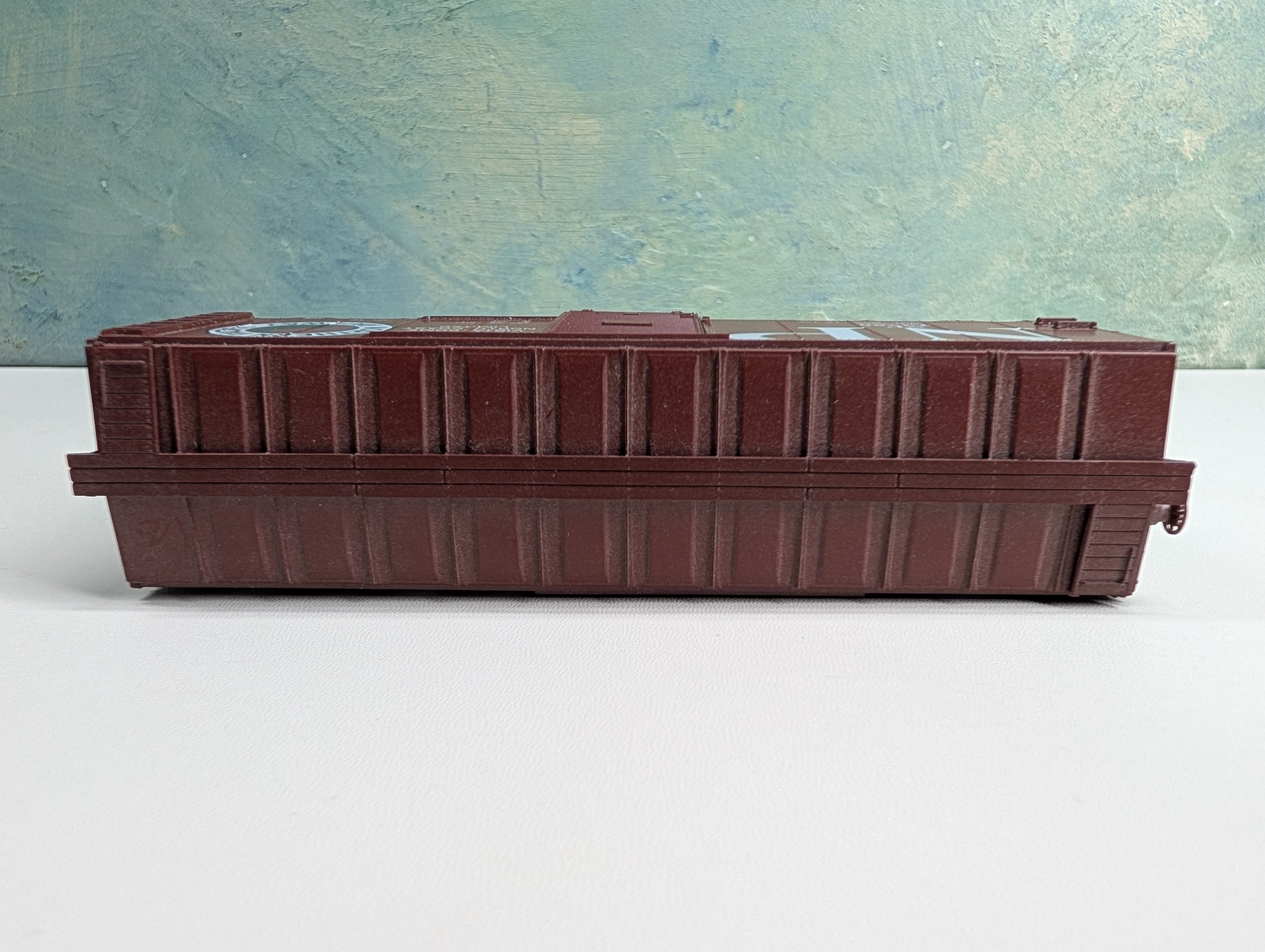 USED HO Scale 40' Box Car Northern Pacific NP #43256 Metal Wheels