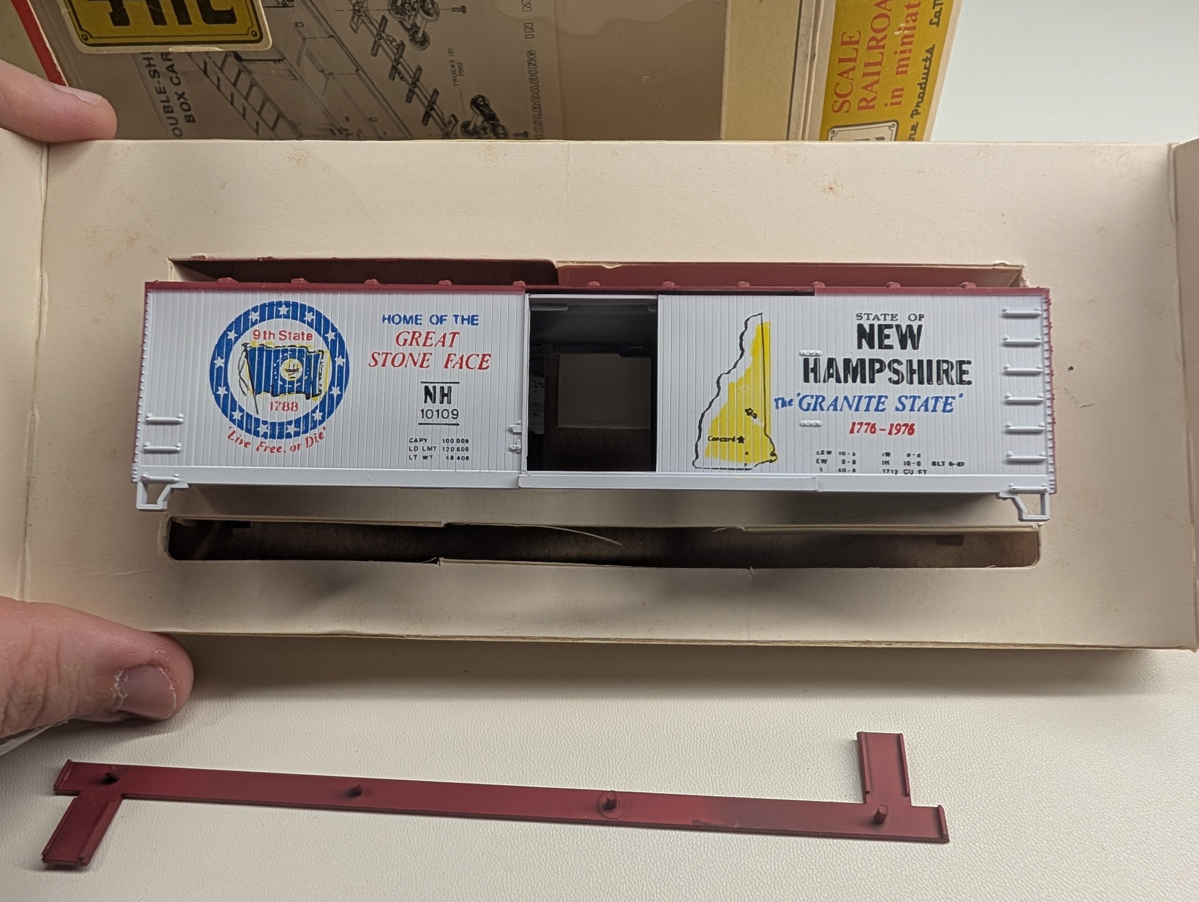 USED TRAIN MINIATURE HO Scale State Car New Hampshire NH #10109 KIT