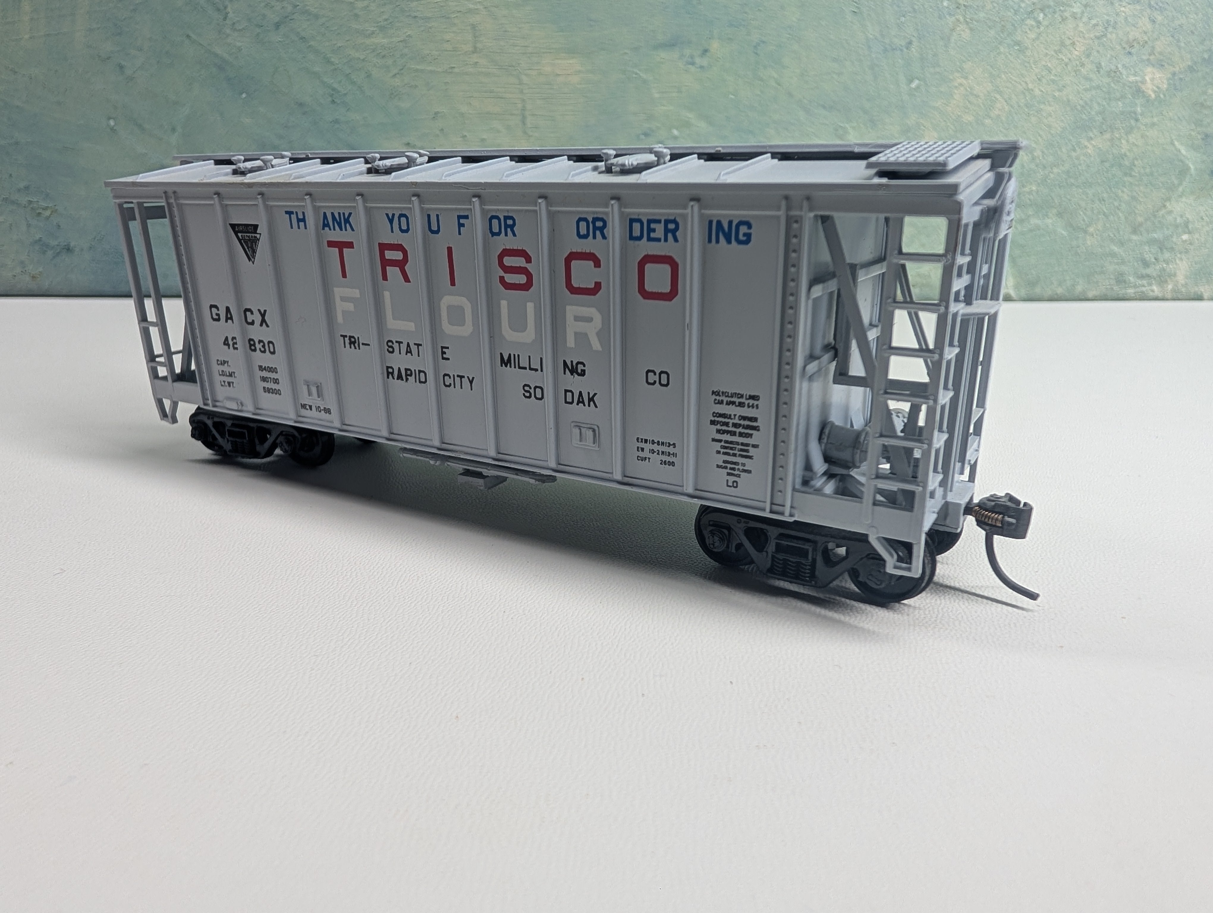 USED Walthers HO Scale Covered Hopper Trisco Flour GACX #42830