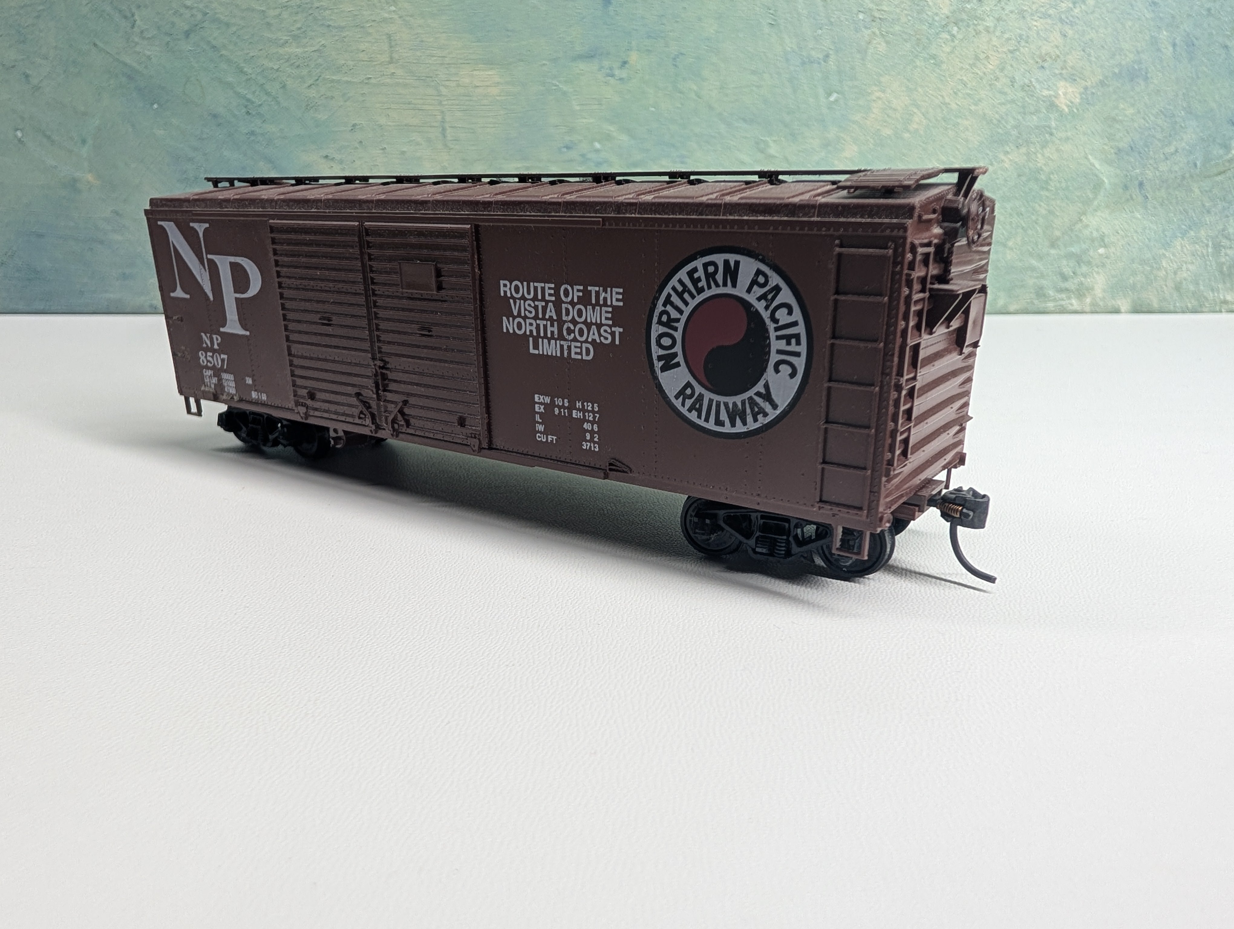 USED Bowser HO Scale 40' DD Box Car Northern Pacific NP #8507