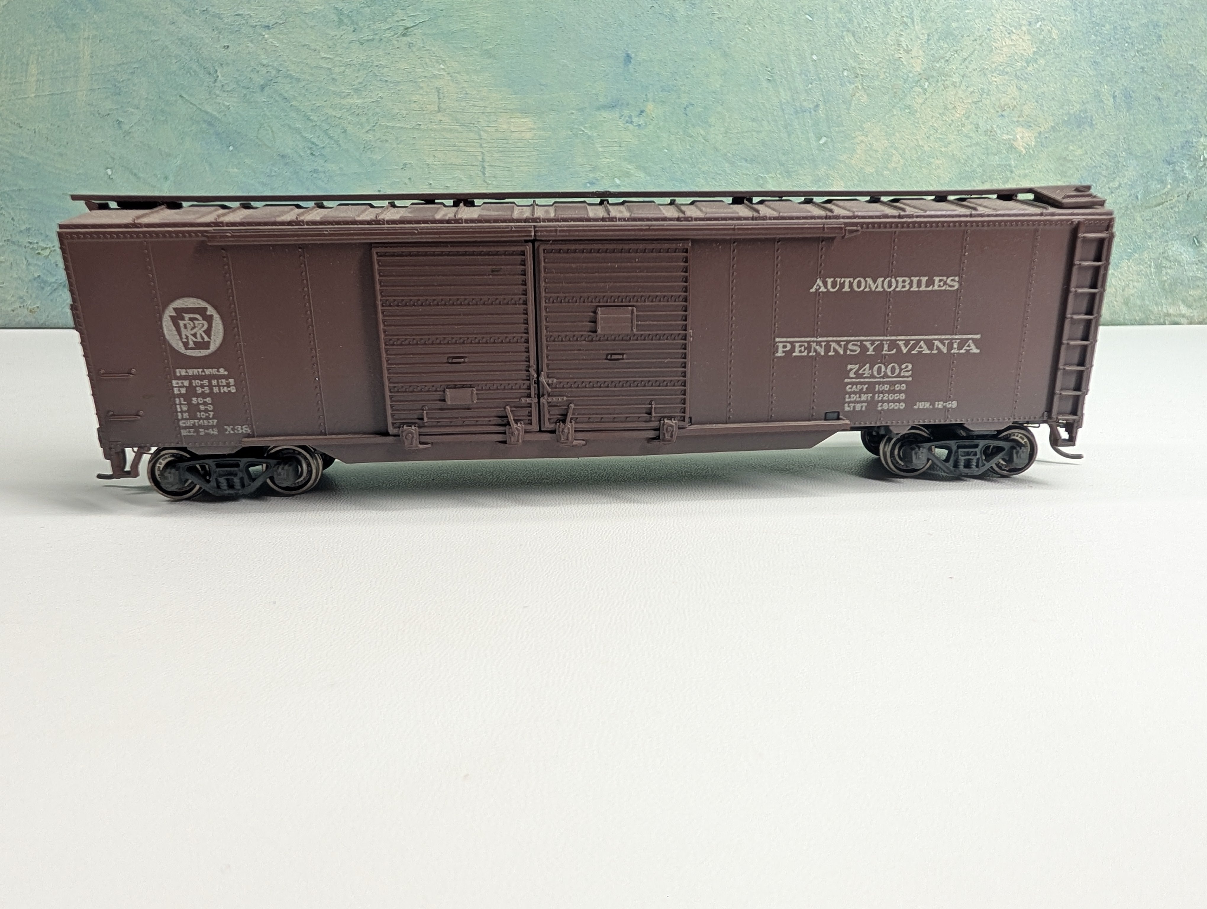 USED Athearn HO Scale 50' DD Box Car Pennsylvania PRR #74002 Metal Wheels, Weathered