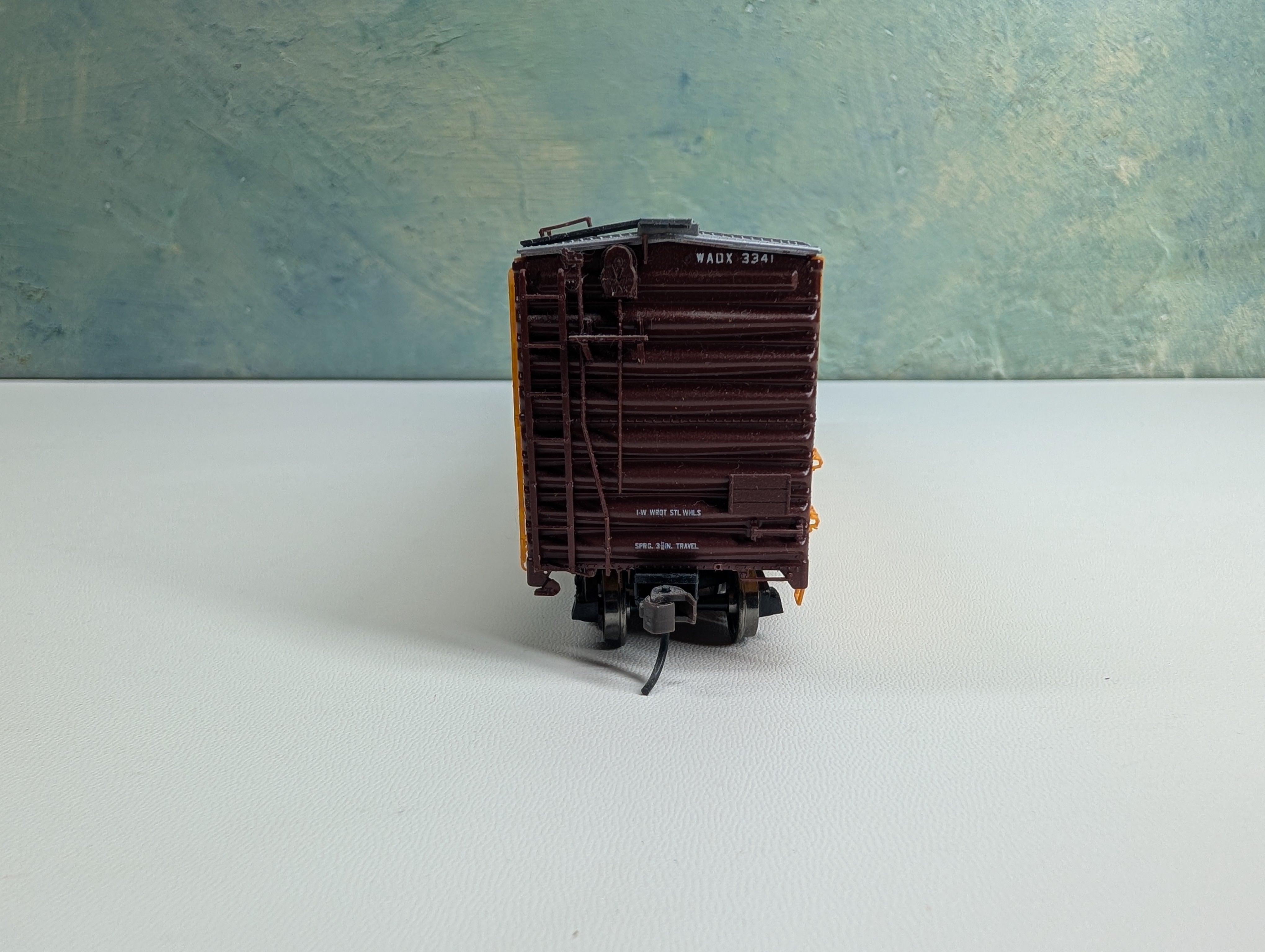 USED HO Scale 50' Box Car American Refrigerator Transit WADX #3341 Metal Wheels