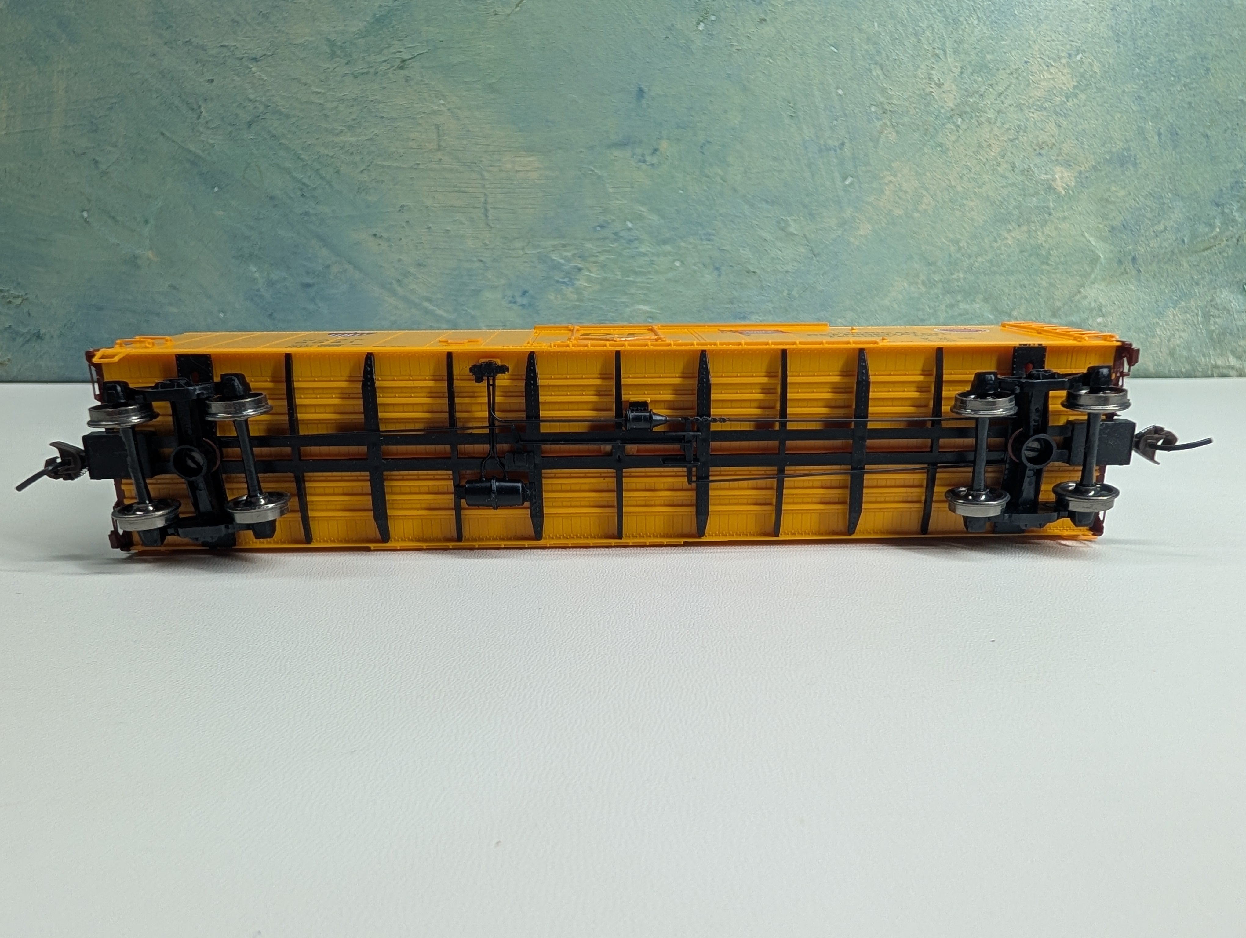 USED HO Scale 50' Box Car American Refrigerator Transit WADX #3341 Metal Wheels