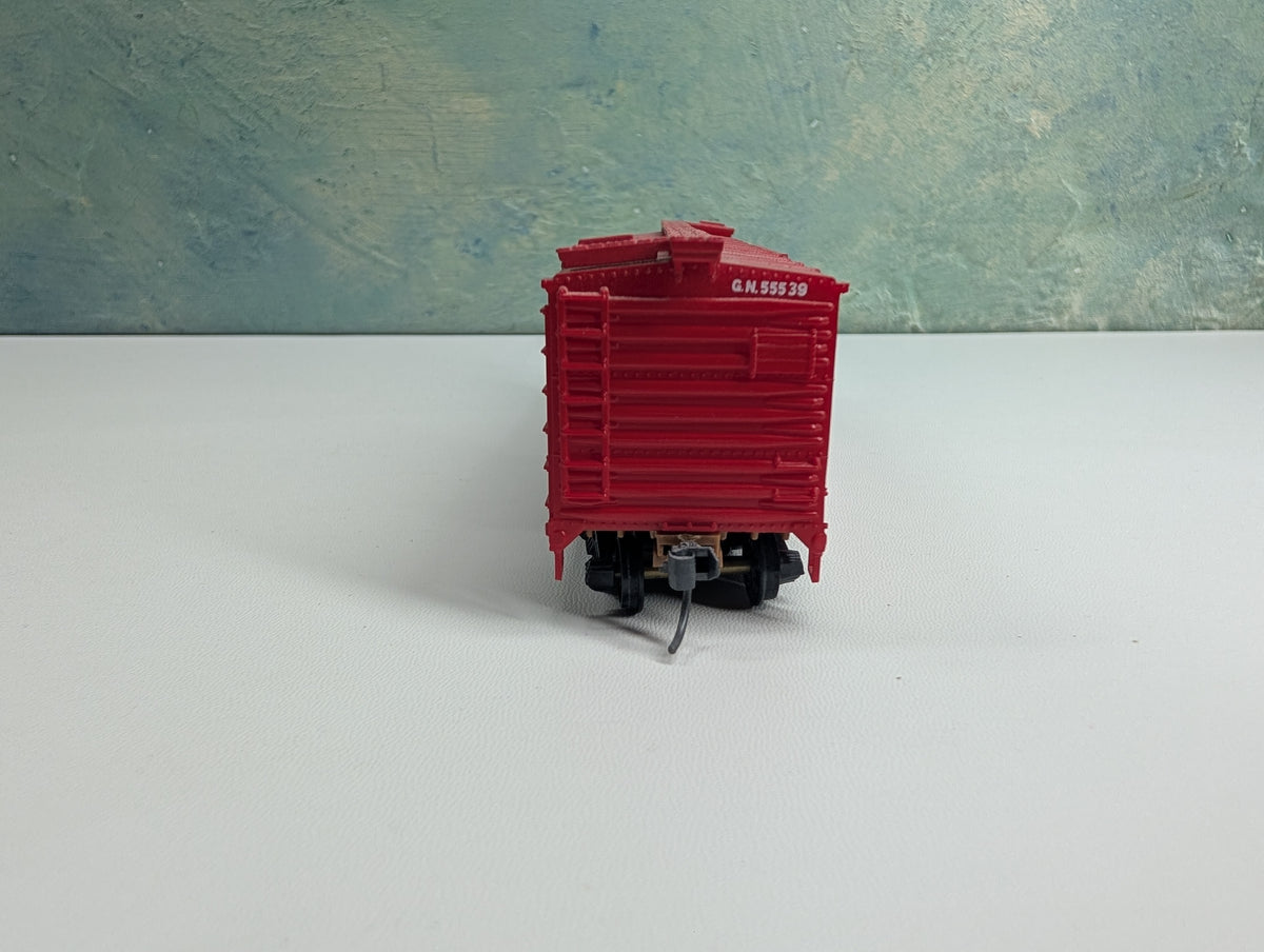 USED Walthers HO Scale 40' Cattle Stock Car Great Northern GN #55539