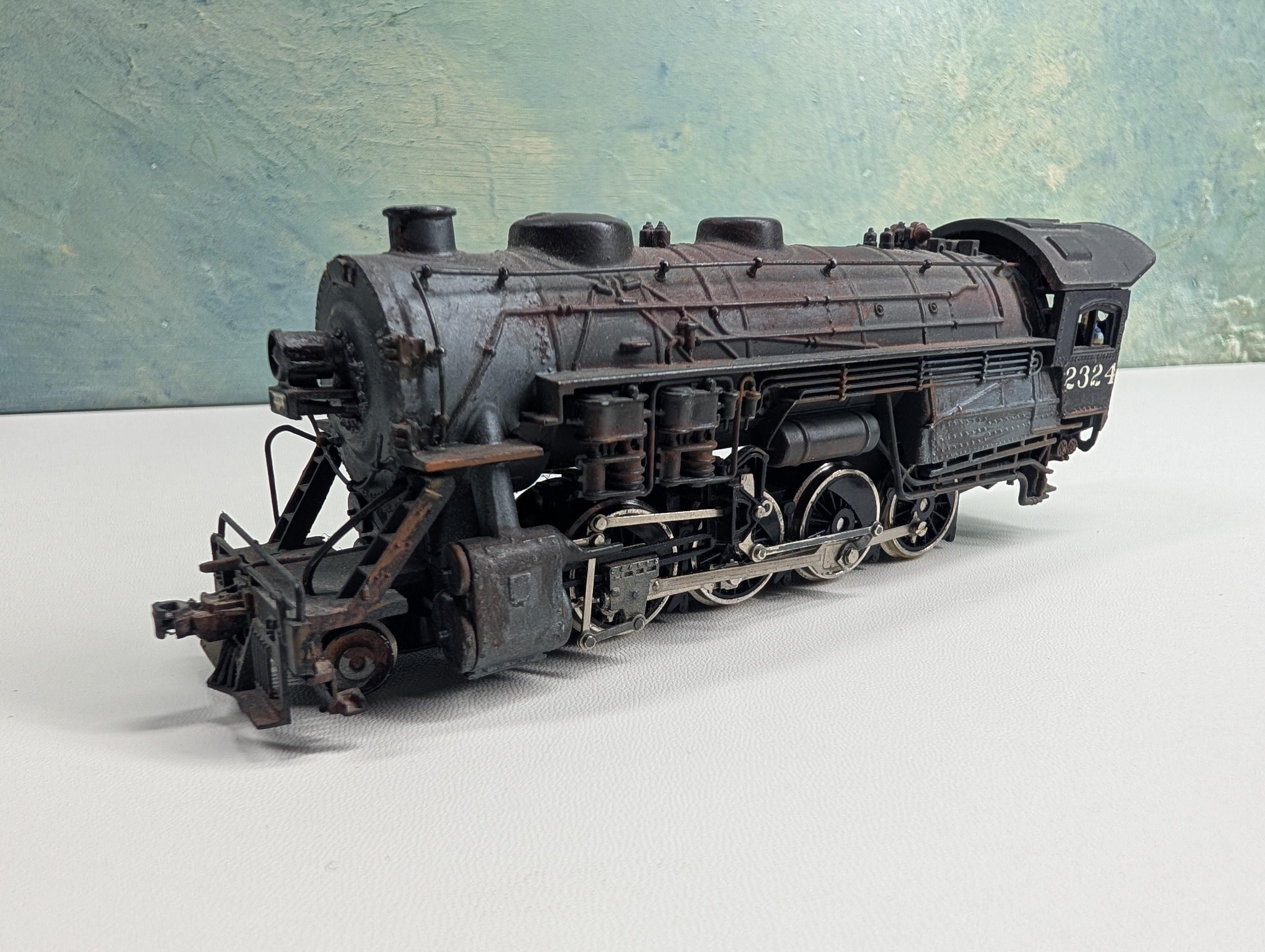 USED Bachmann HO Scale 2-8-0 Steam Locomotive, Weathered #2324
