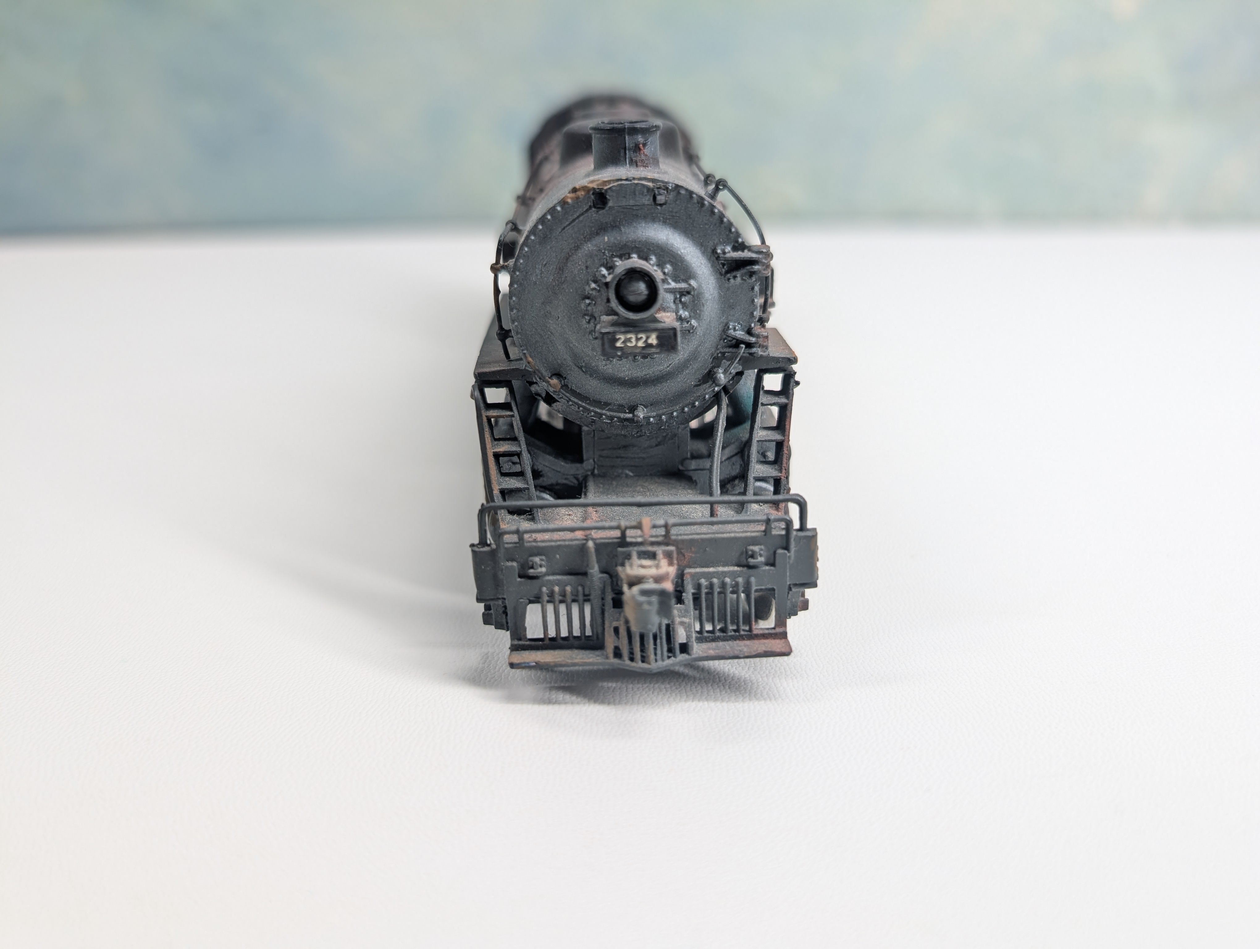 USED Bachmann HO Scale 2-8-0 Steam Locomotive, Weathered #2324