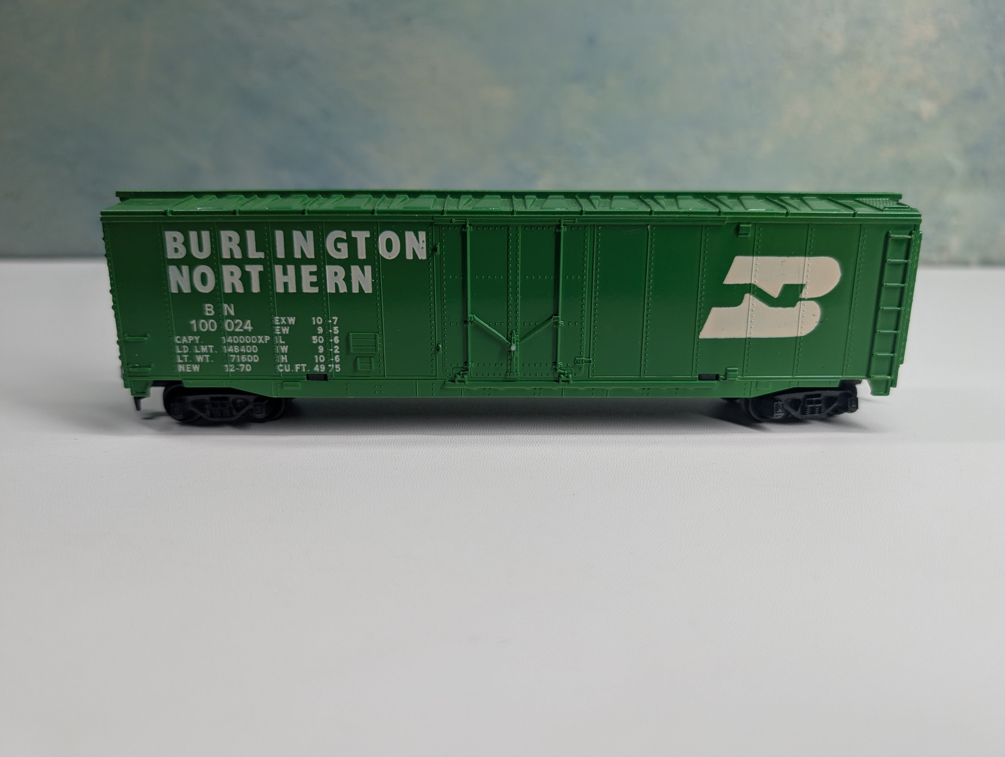 USED Tyco HO Scale 50' Box Car Burlington Northern BN #100024