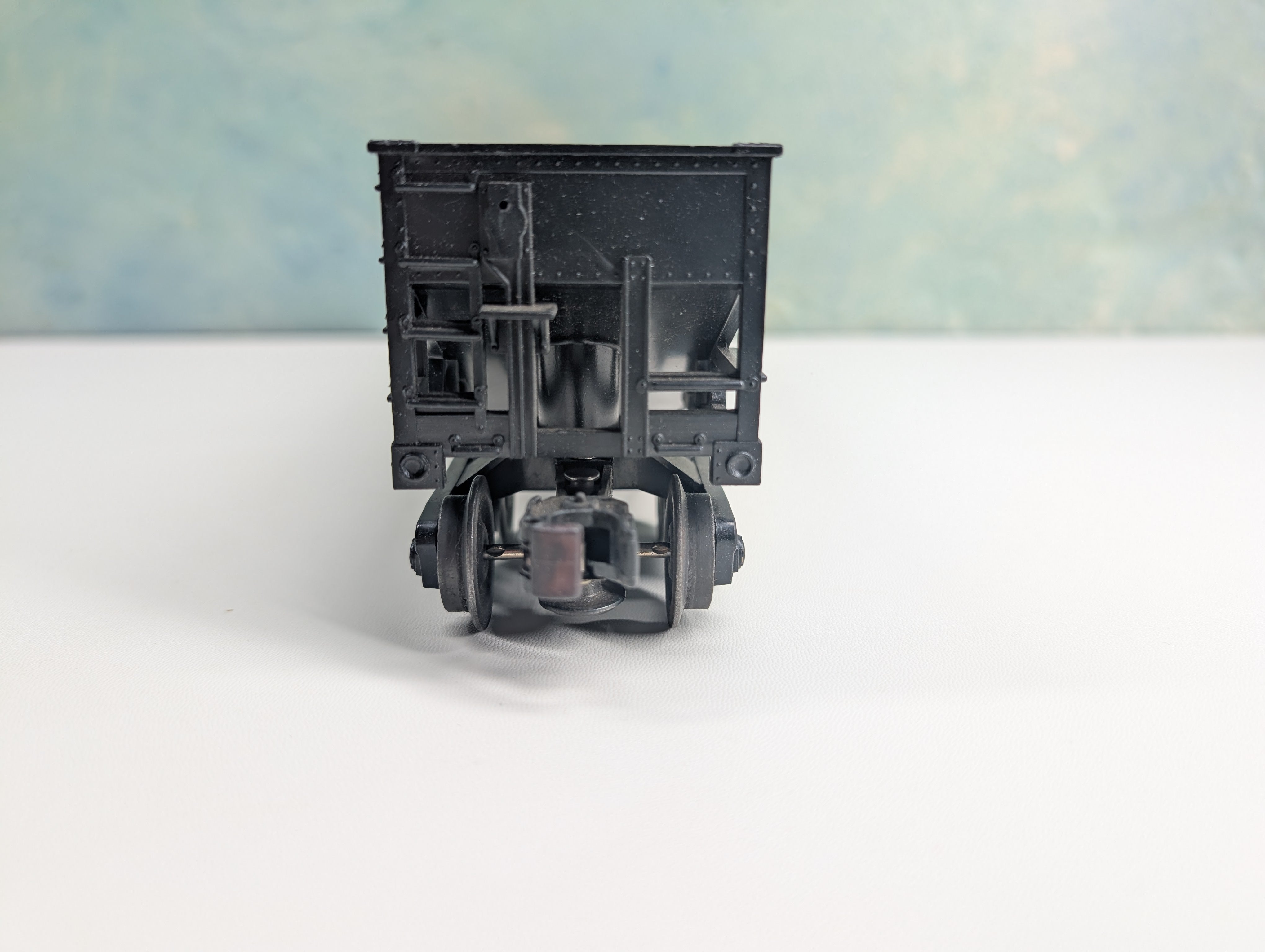 USED Lionel O Open Hopper Lehigh Valley LV #25000
