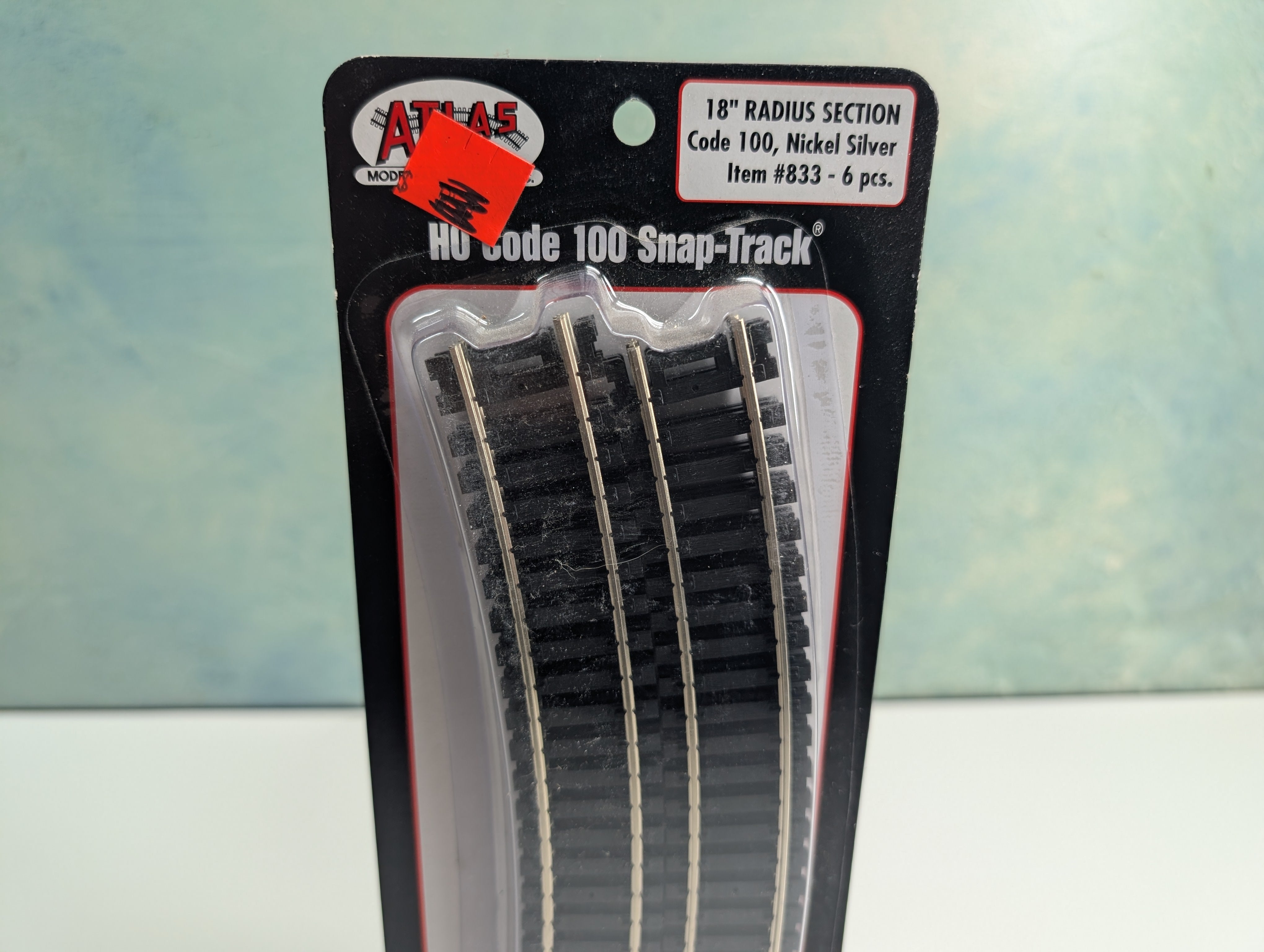 Atlas 833 HO Scale 18" Radius Track, Code 100 Nickel Silver Snap-Track (6 pcs)