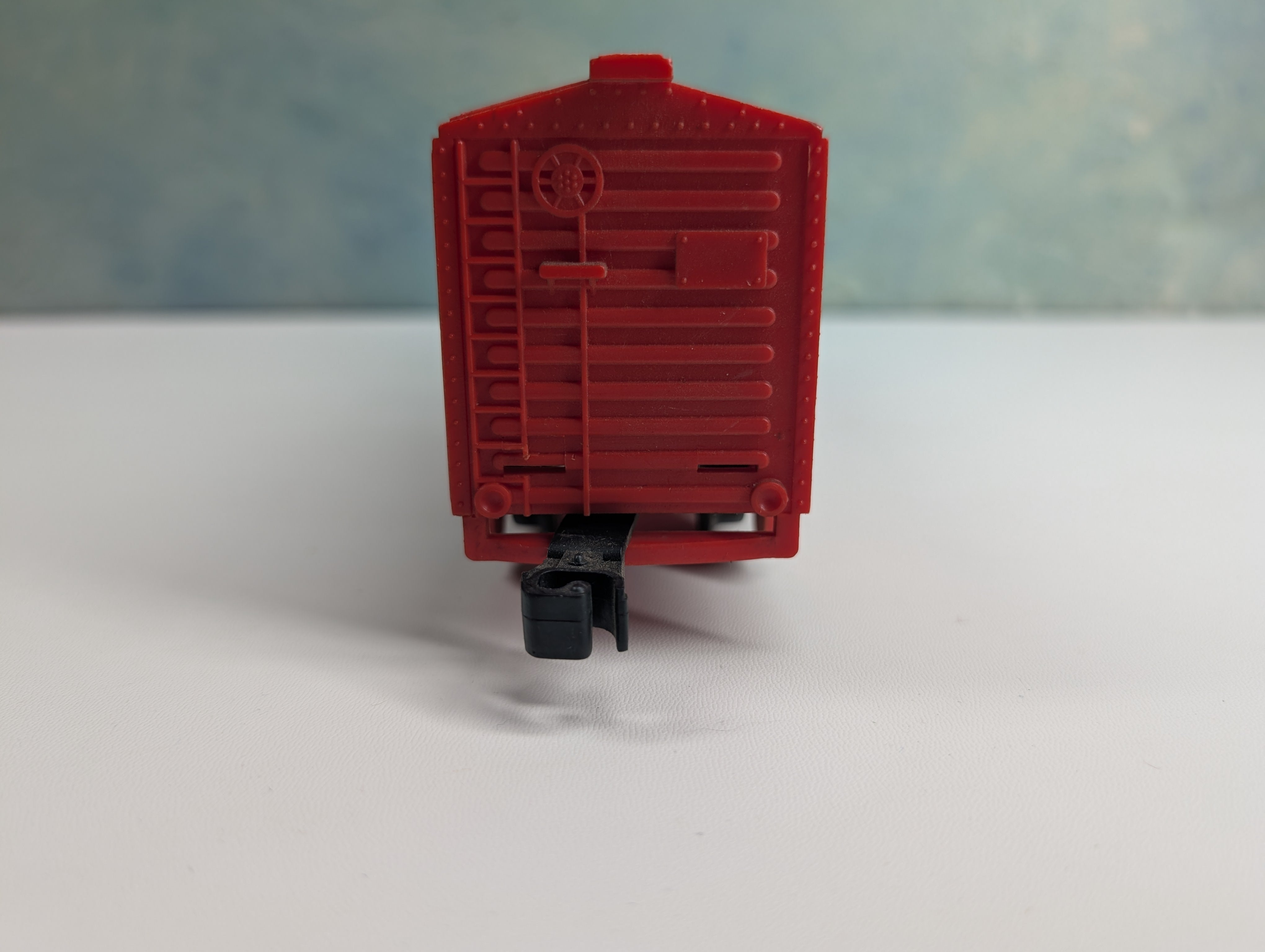 USED Marx O Red Box Car, Plastic Baltimore and Ohio B&O #467110