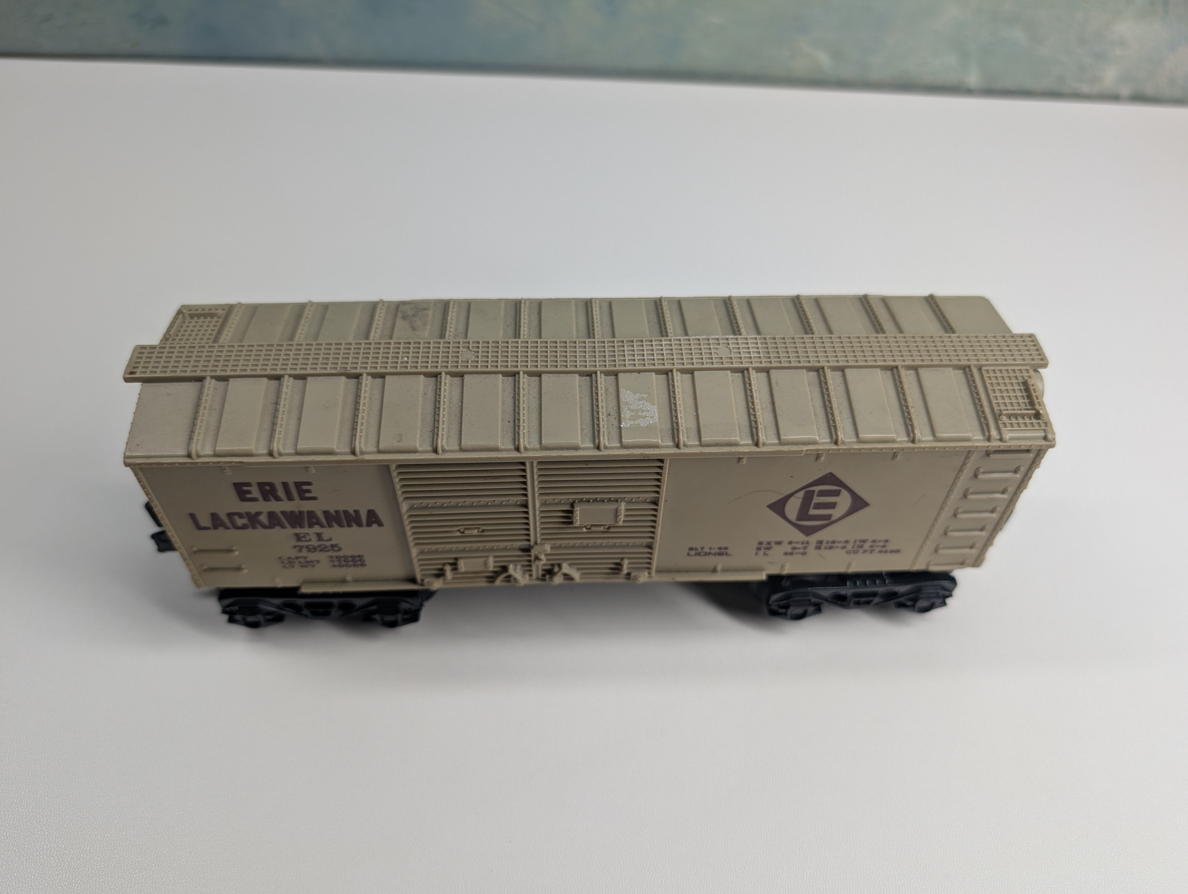USED Lionel O Box Car Erie Lackawanna EL #7925