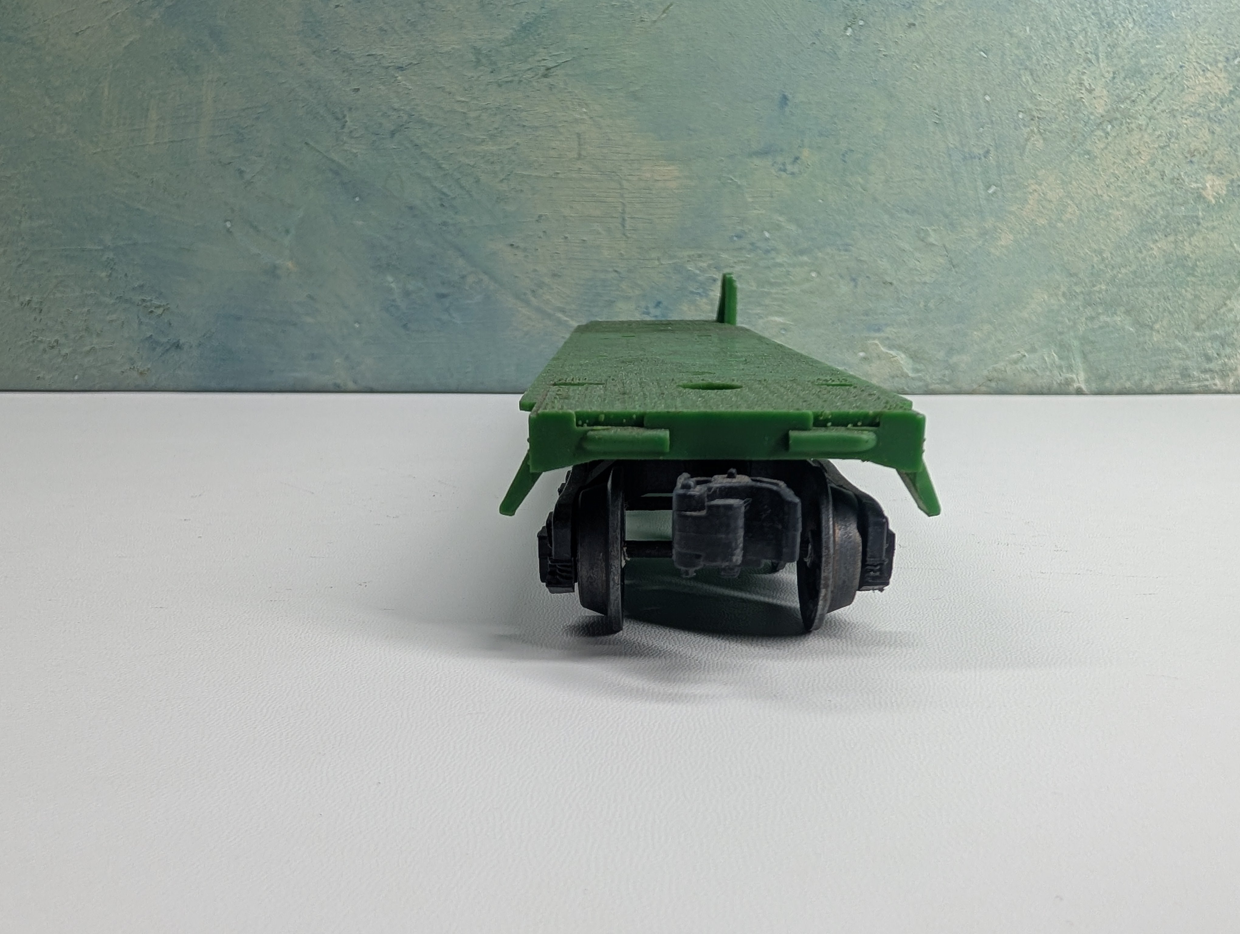USED Lionel O Flat Car, Green Northern Pacific NP #9120