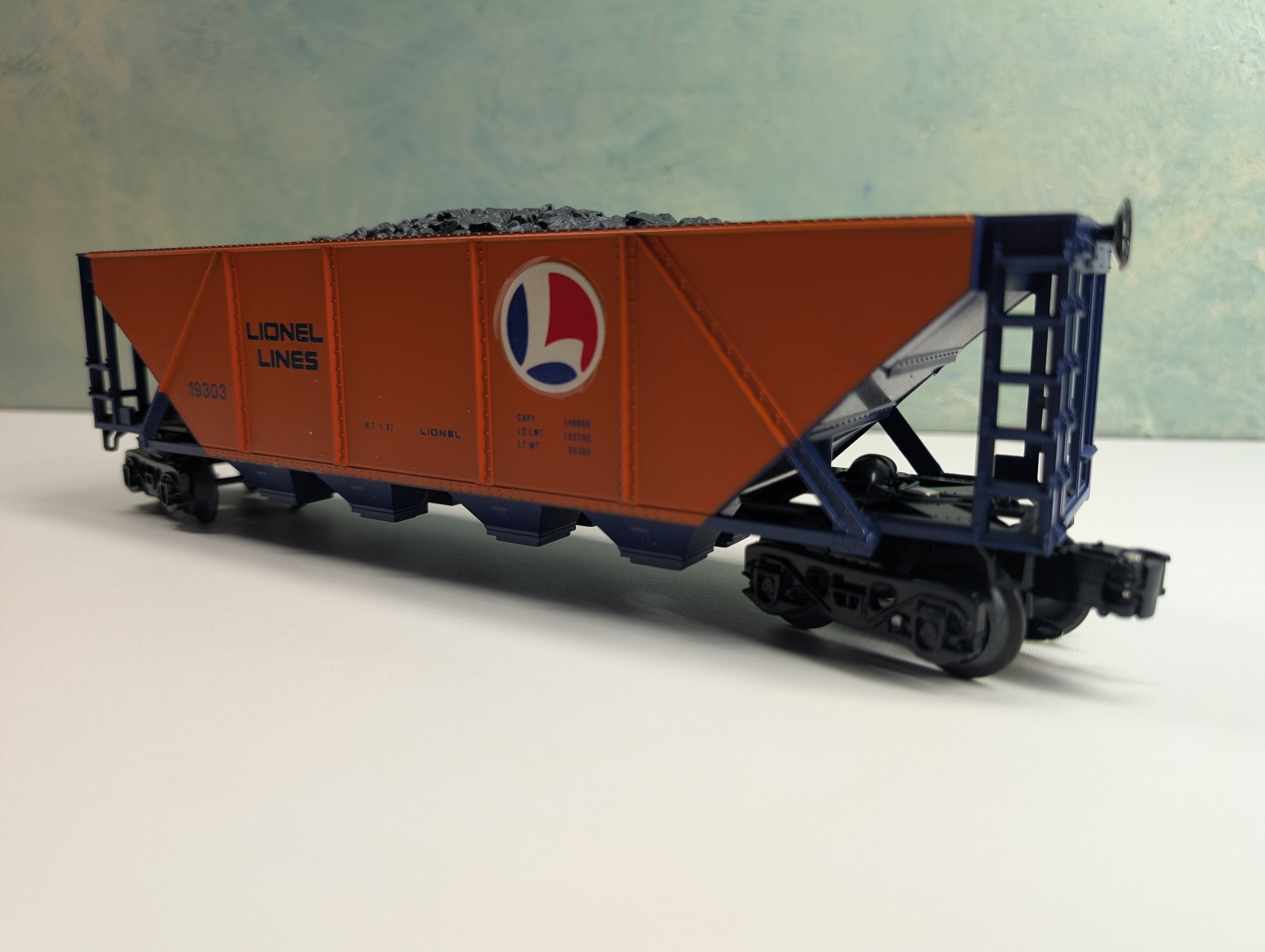 USED Lionel O Coal Hopper Lionel Lines #19303