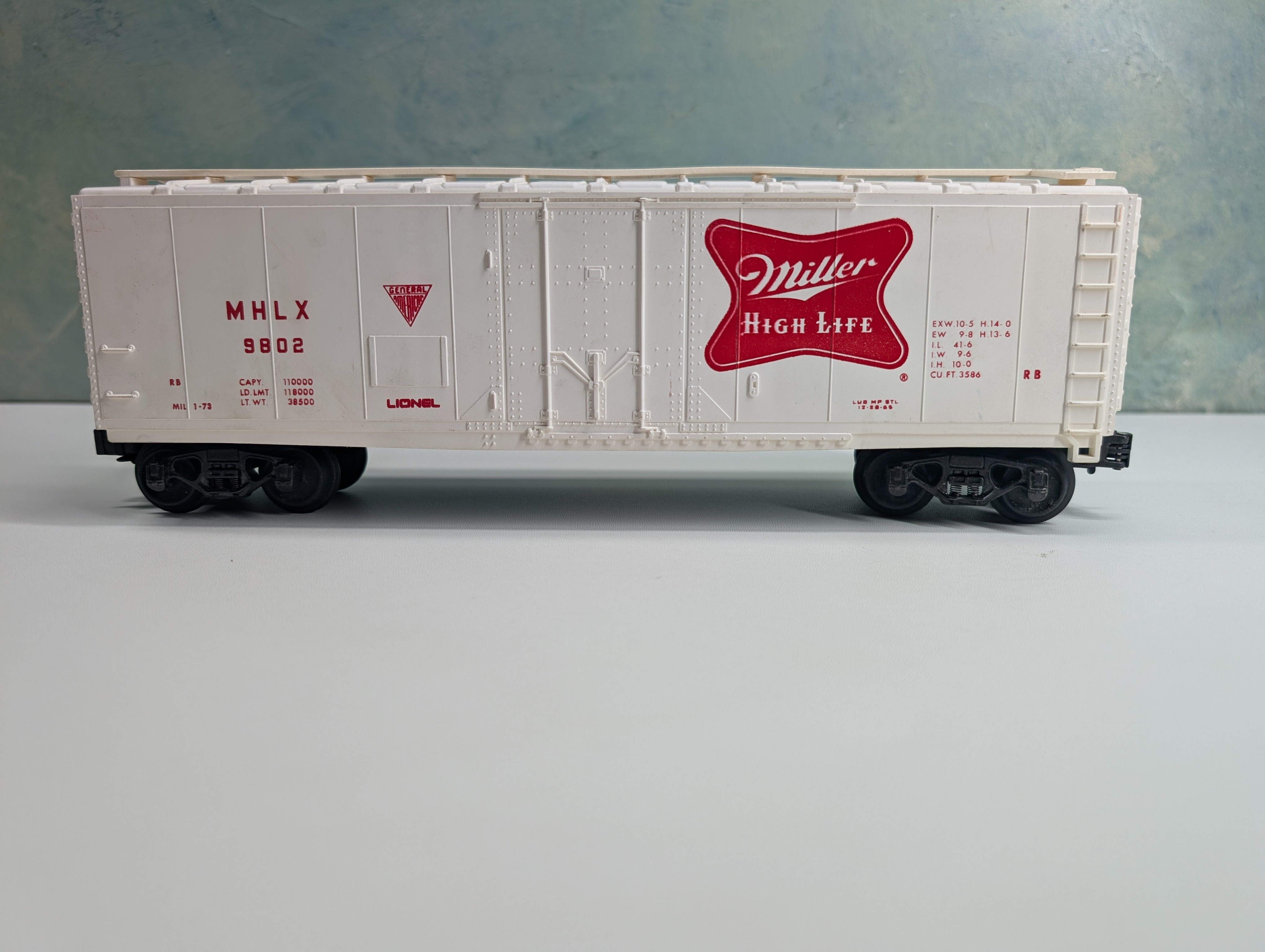 USED Lionel O Beer Car Miller High Life MHLX #9802