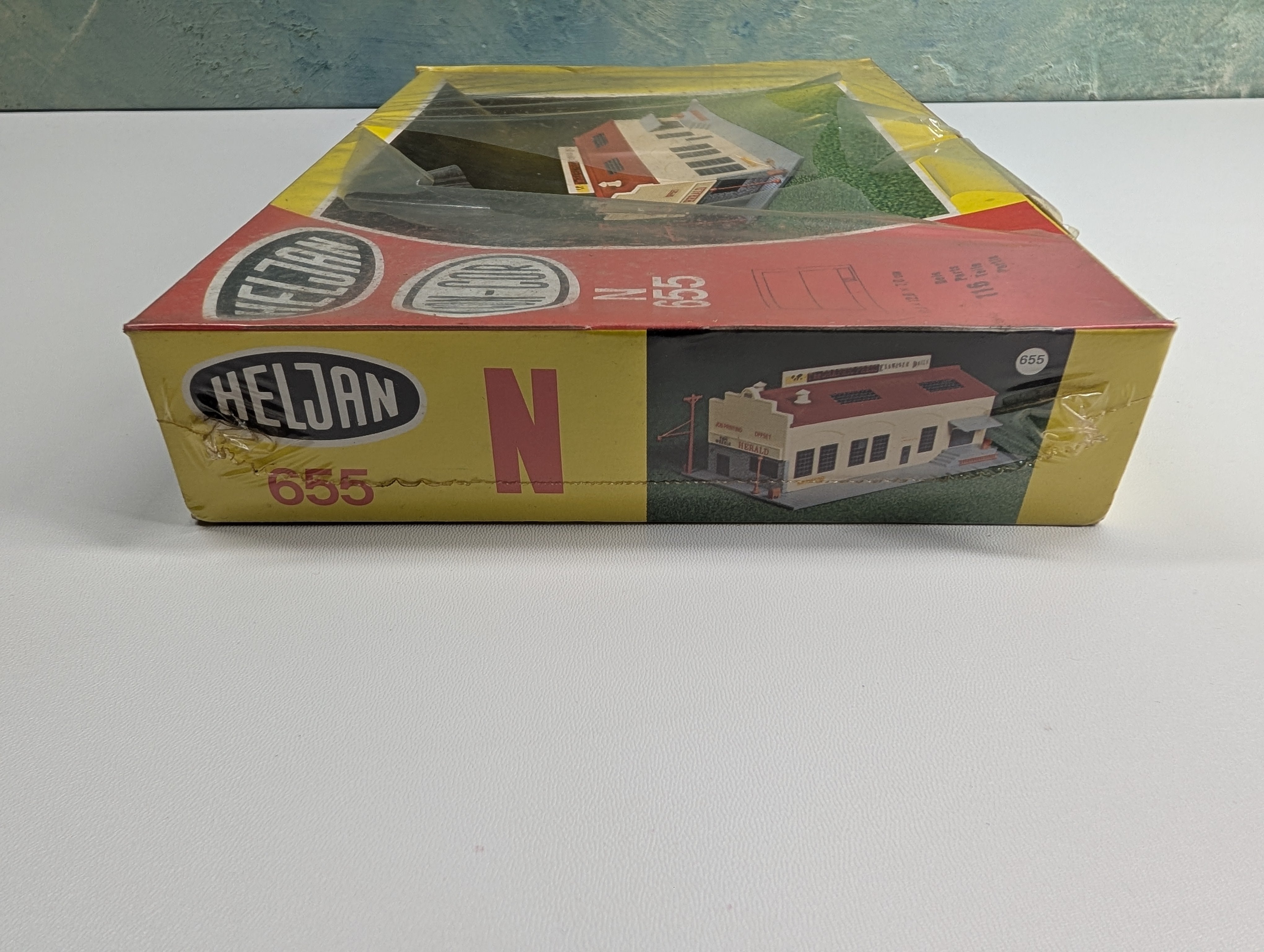 Heljan 655 N Scale Weekly Herald Print Shop KIT