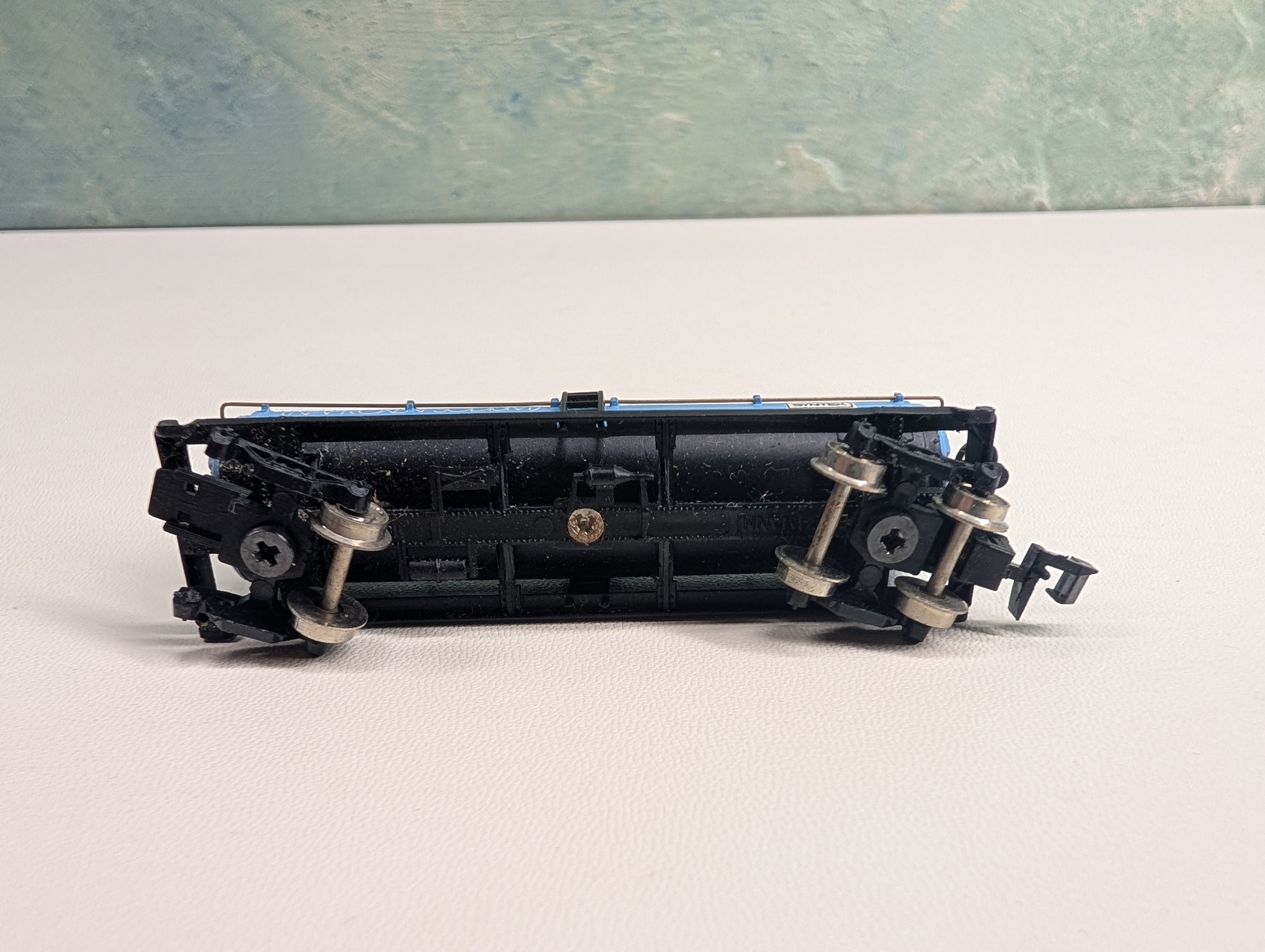USED Bachmann N Scale Single Dome Blue Tank Car Syntex Anaprox