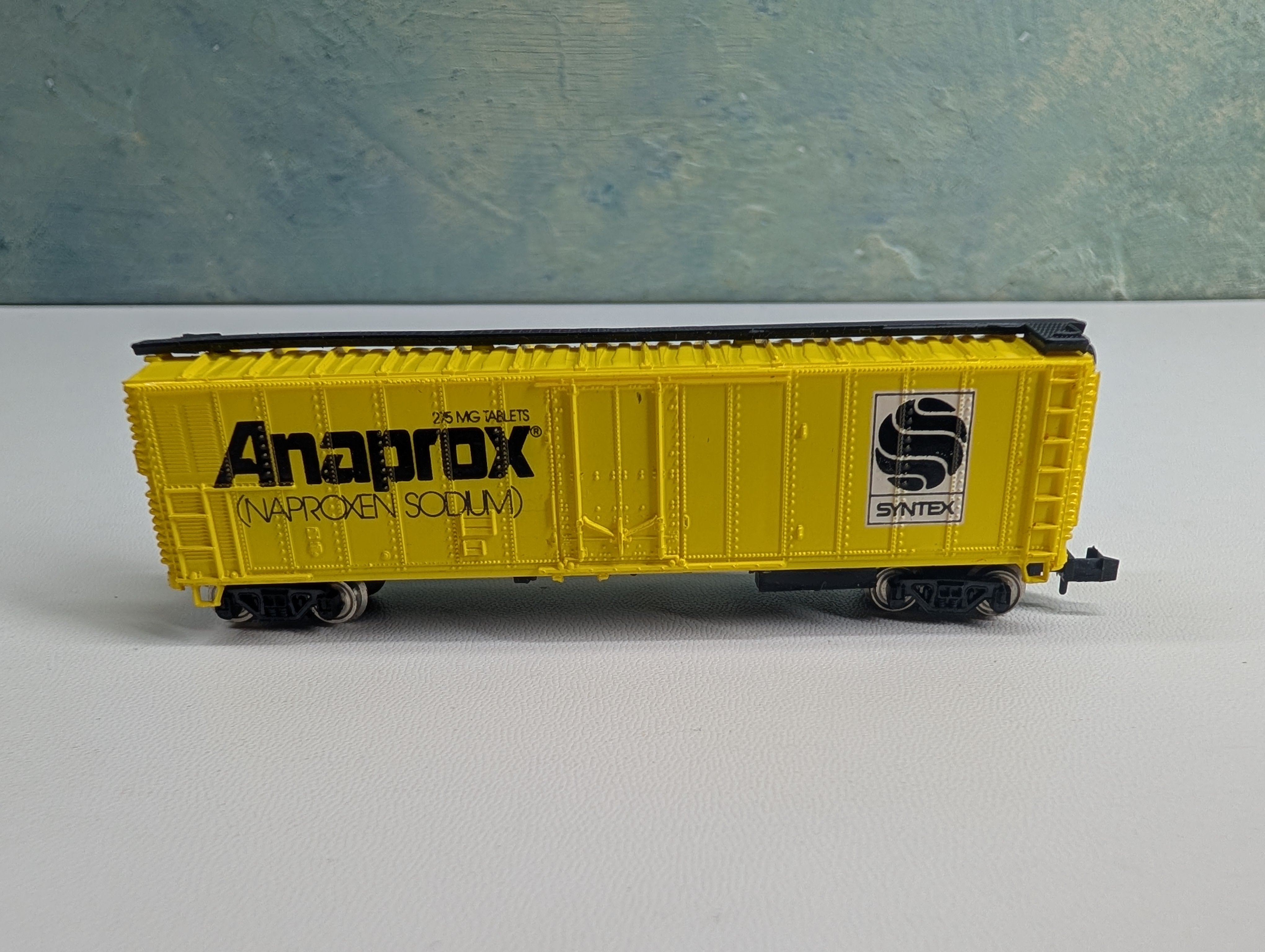 USED Bachmann N Scale 50' Box Car, Yellow Syntex Anaprox