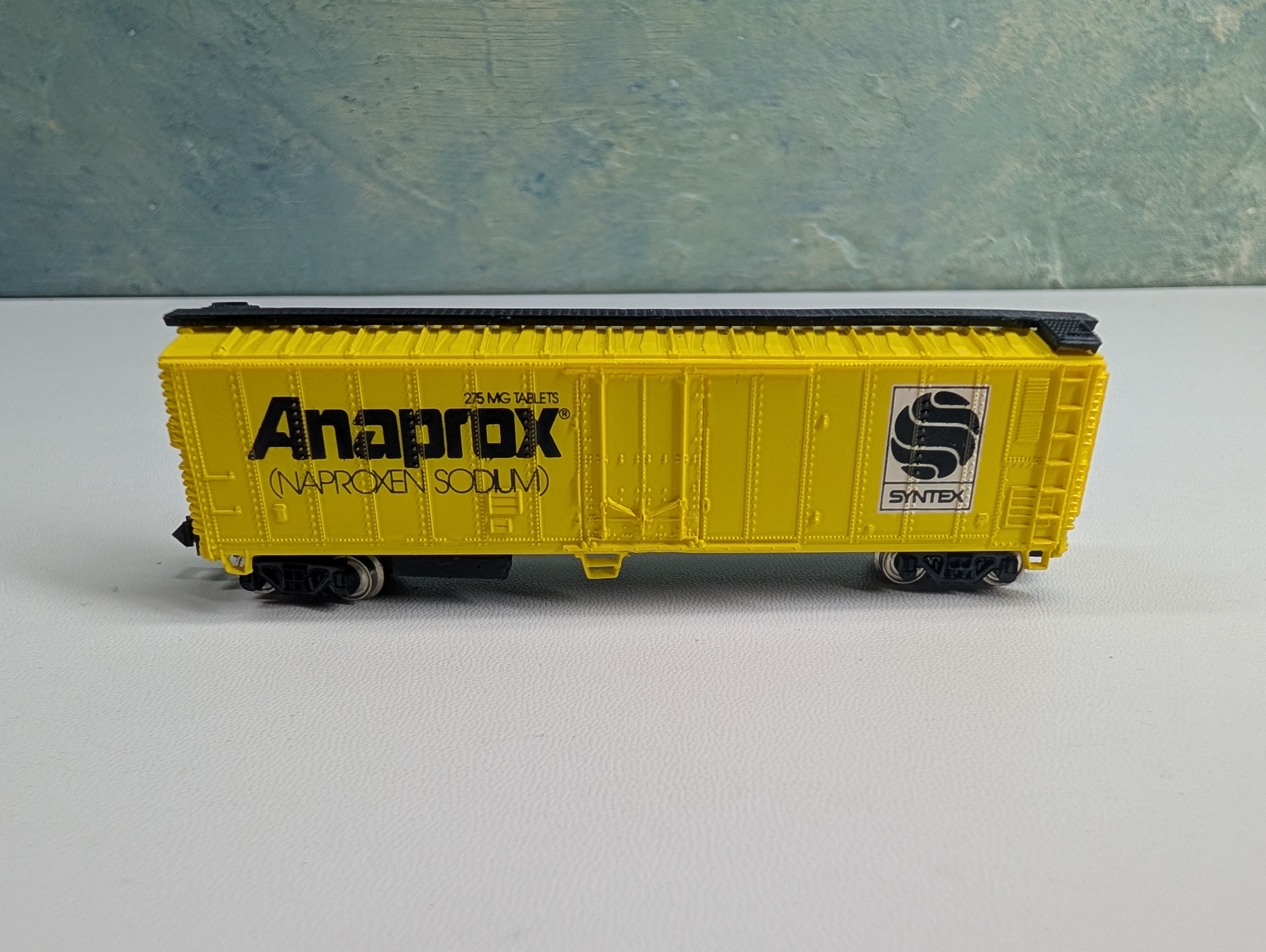 USED Bachmann N Scale 50' Box Car, Yellow Syntex Anaprox