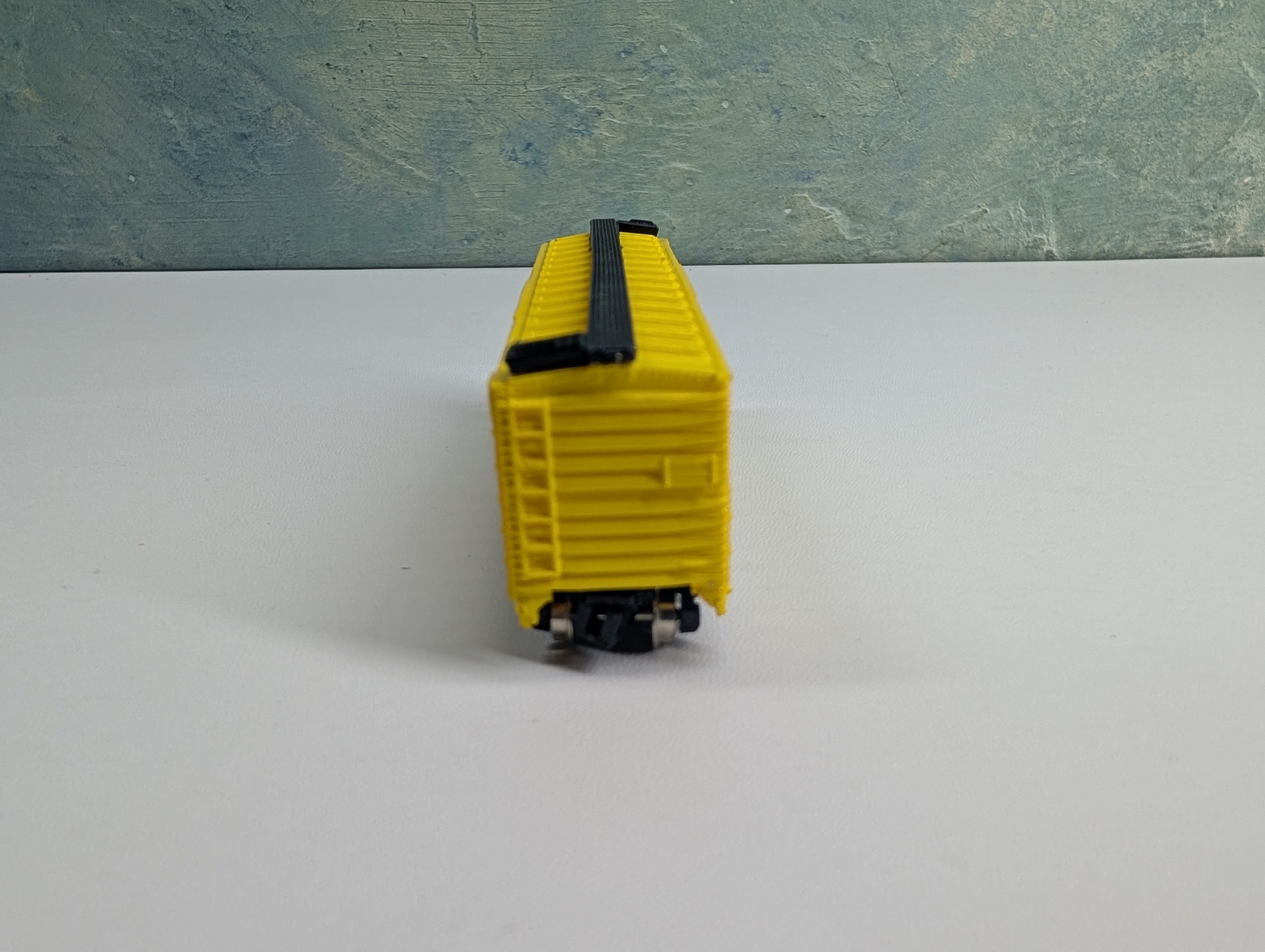 USED Bachmann N Scale 50' Box Car, Yellow Syntex Anaprox