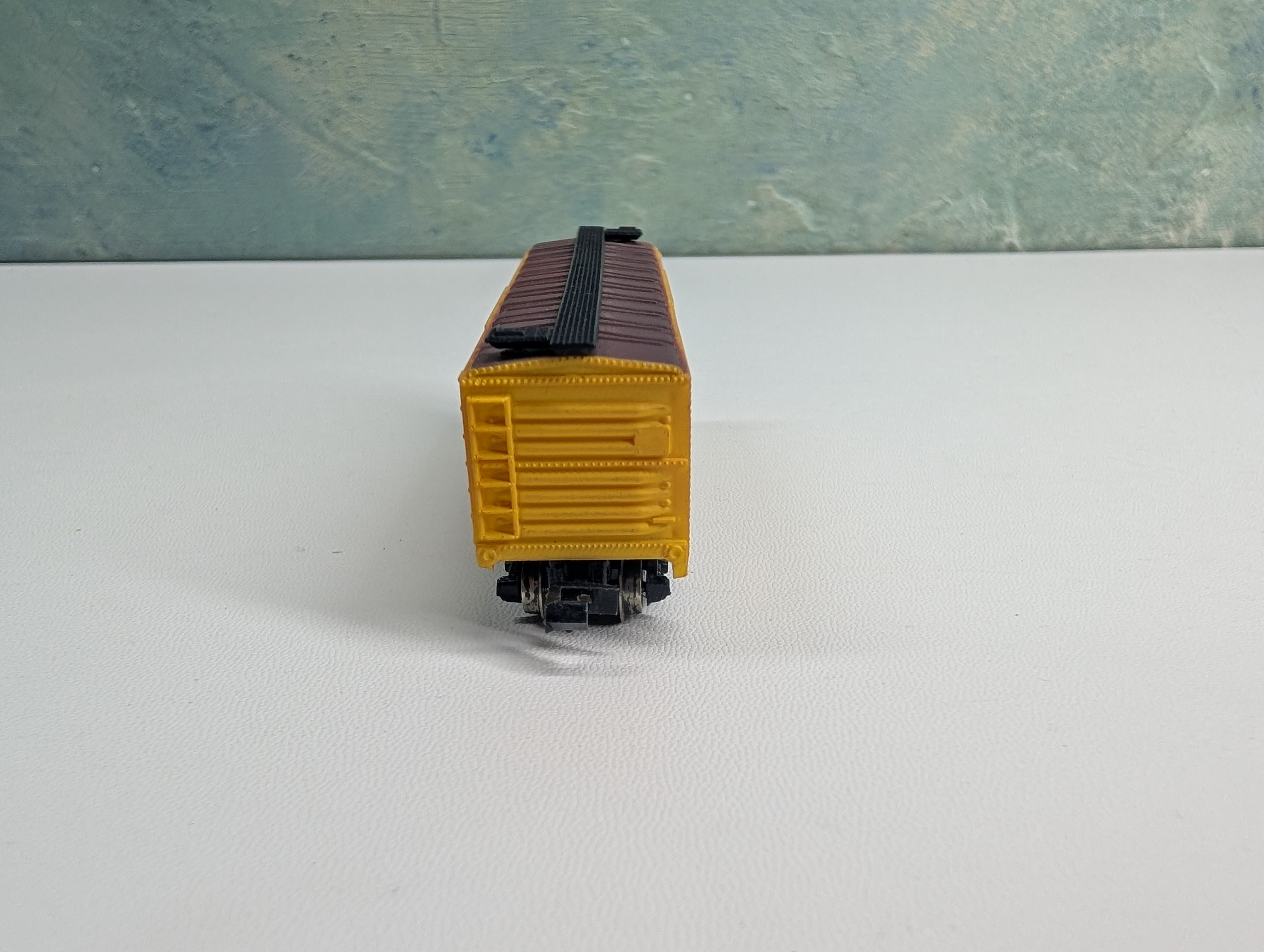 USED Bachmann N Scale 40' Livestock Cattle Car MKT #501