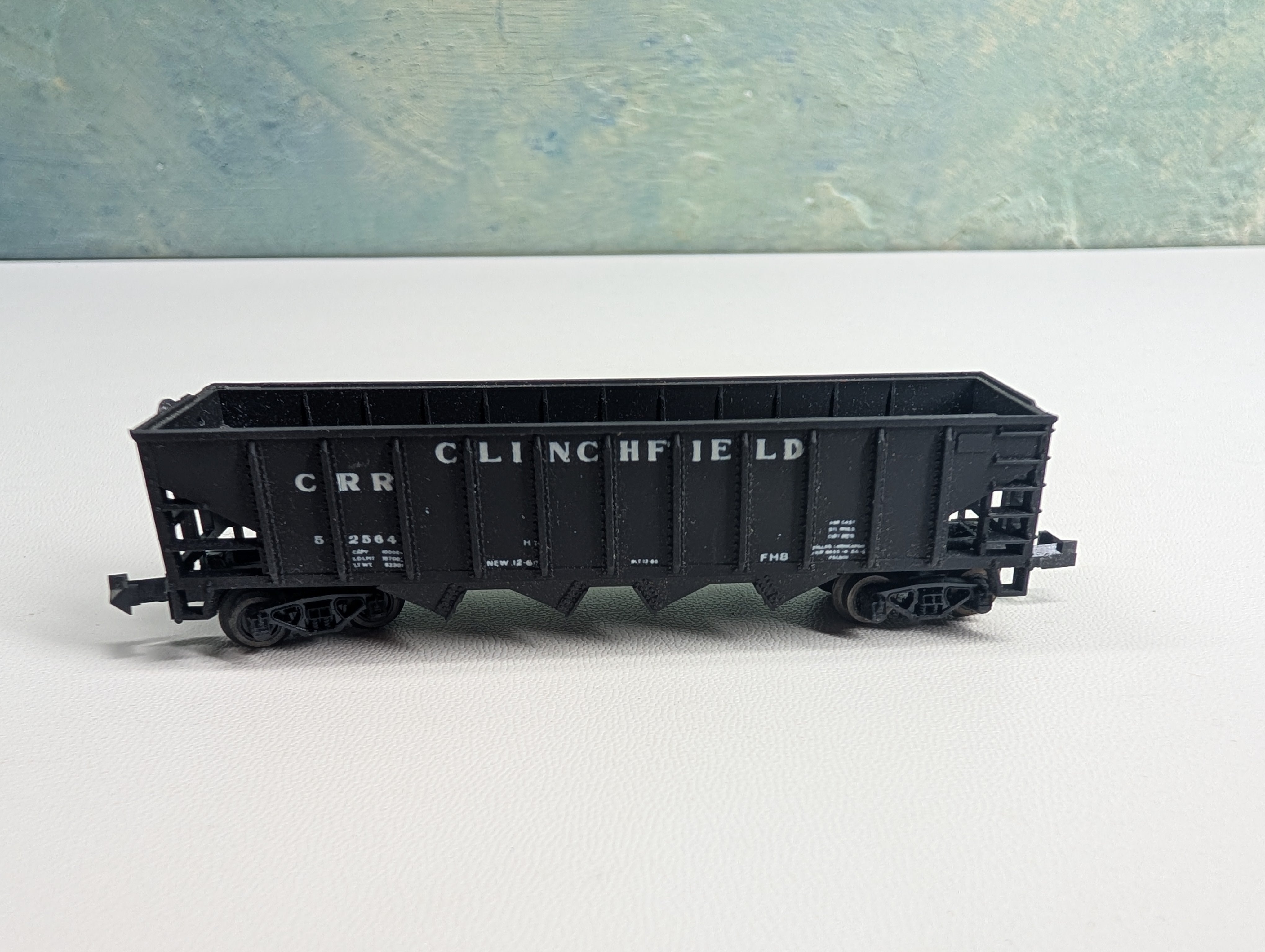 USED AHM N Scale 4 Bay Hopper Clinchfield CRR #52564