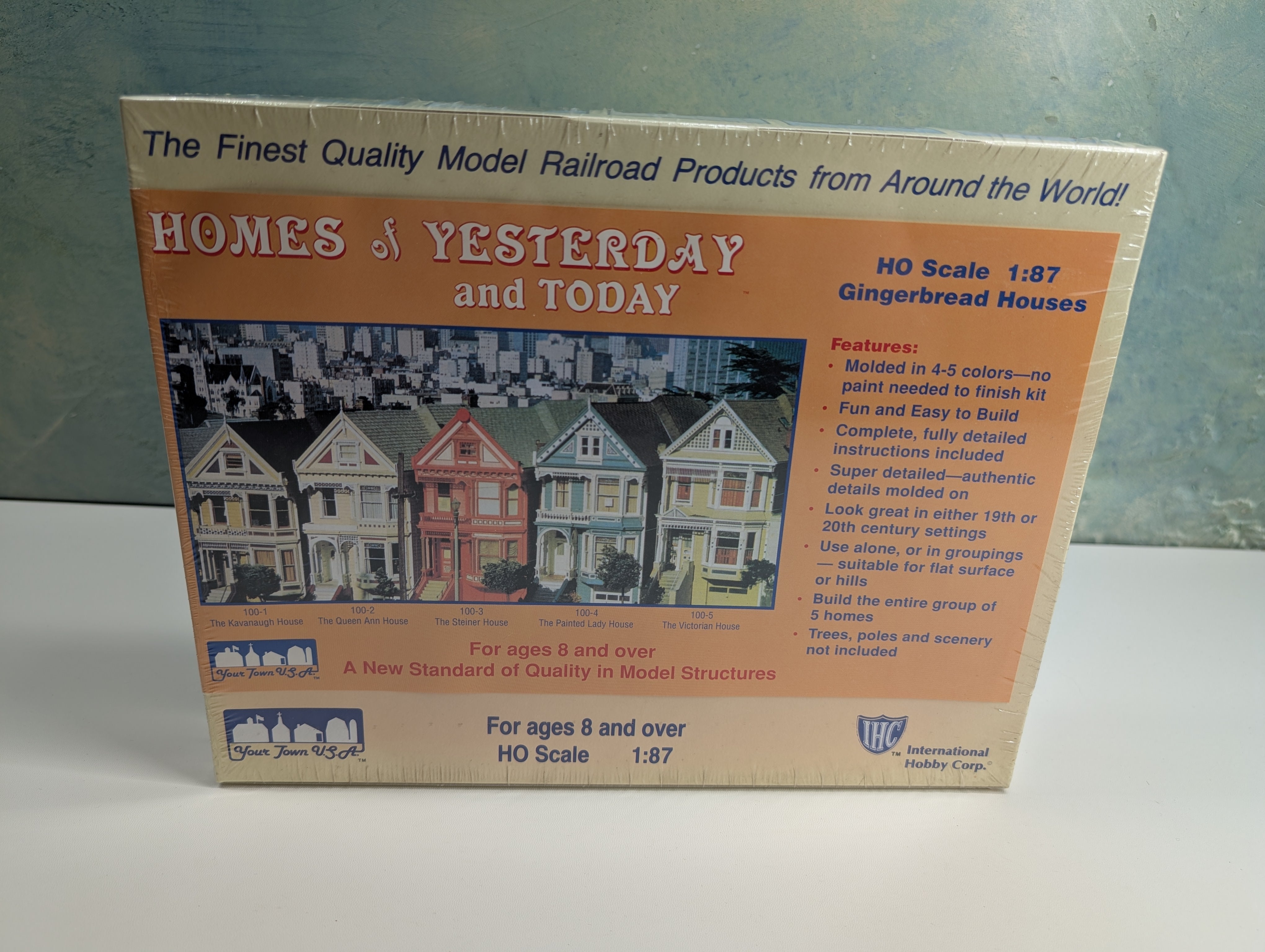 IHC 100-2 HO Scale Homes of Yesterday & Today, The Queen Ann House (Sealed) KIT
