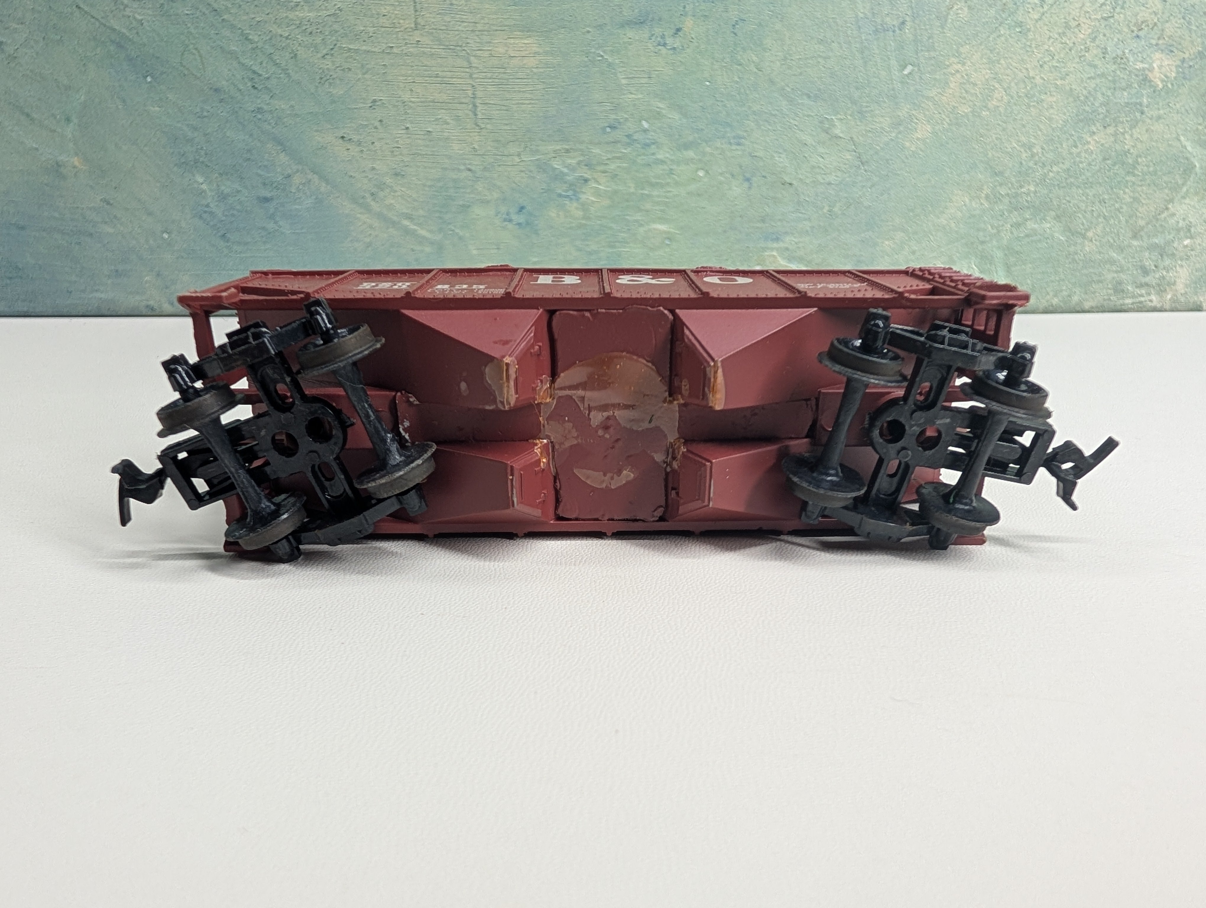 USED HO Scale 2 Bay Hopper Baltimore and Ohio B&O #320835