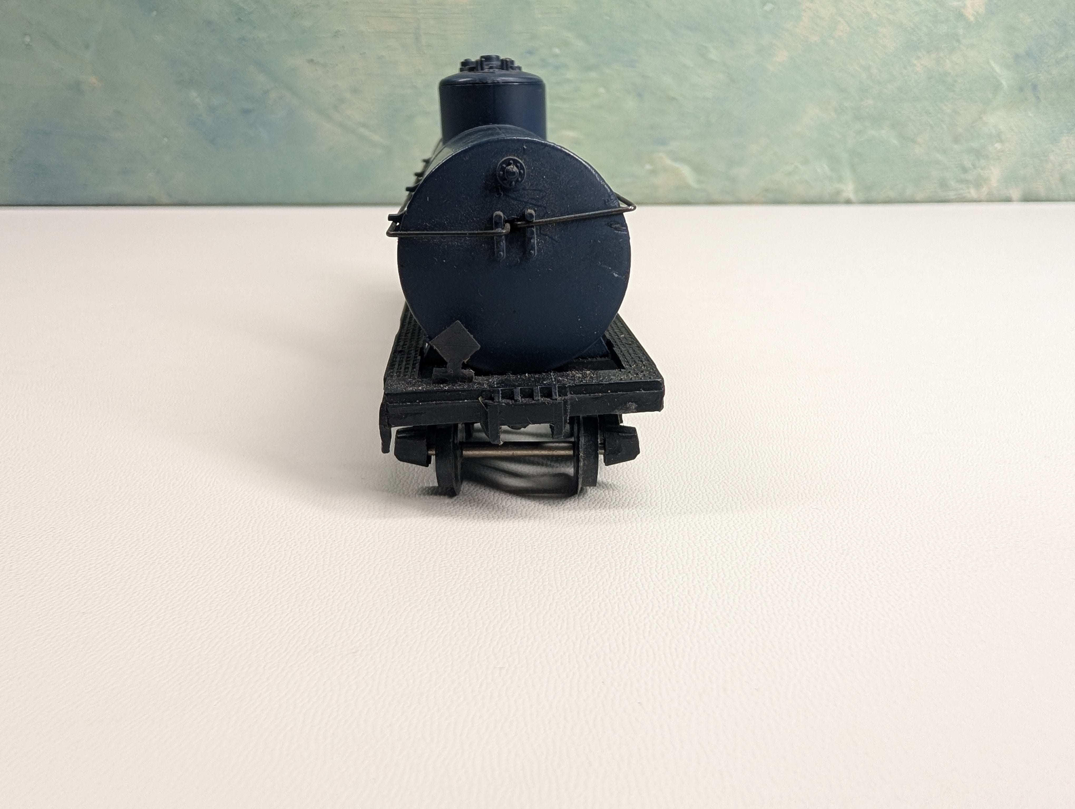 USED HO Scale Single Dome Tank Car Gulf GRCX #3882