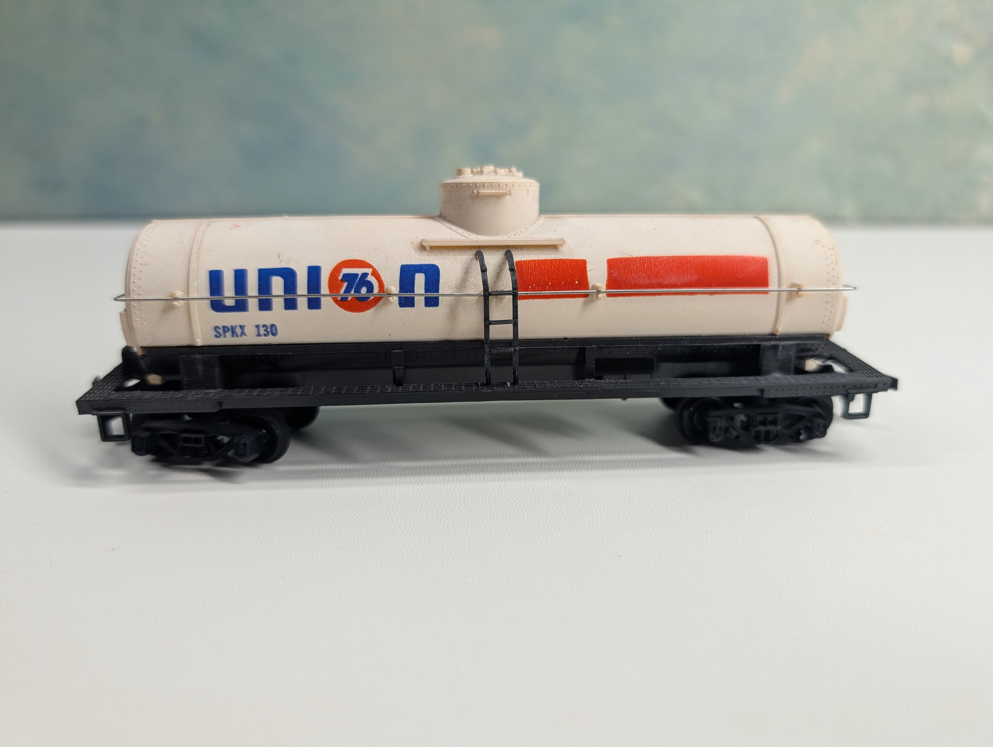 USED Tyco HO Scale Single Dome Tank Car Union 76 SPKX #130