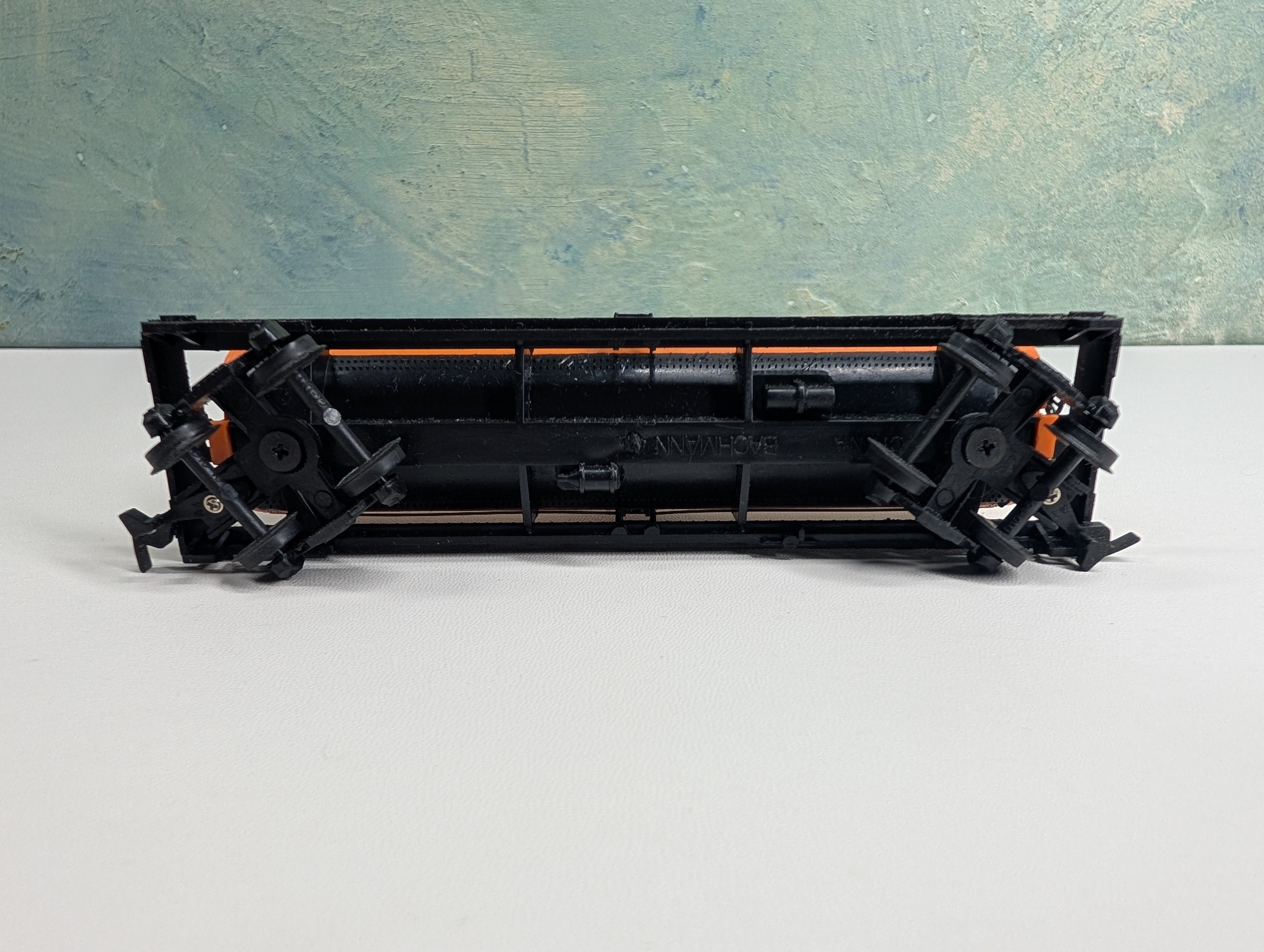 USED Bachmann HO Scale Single Dome Tank Car Shell SCCX #1754