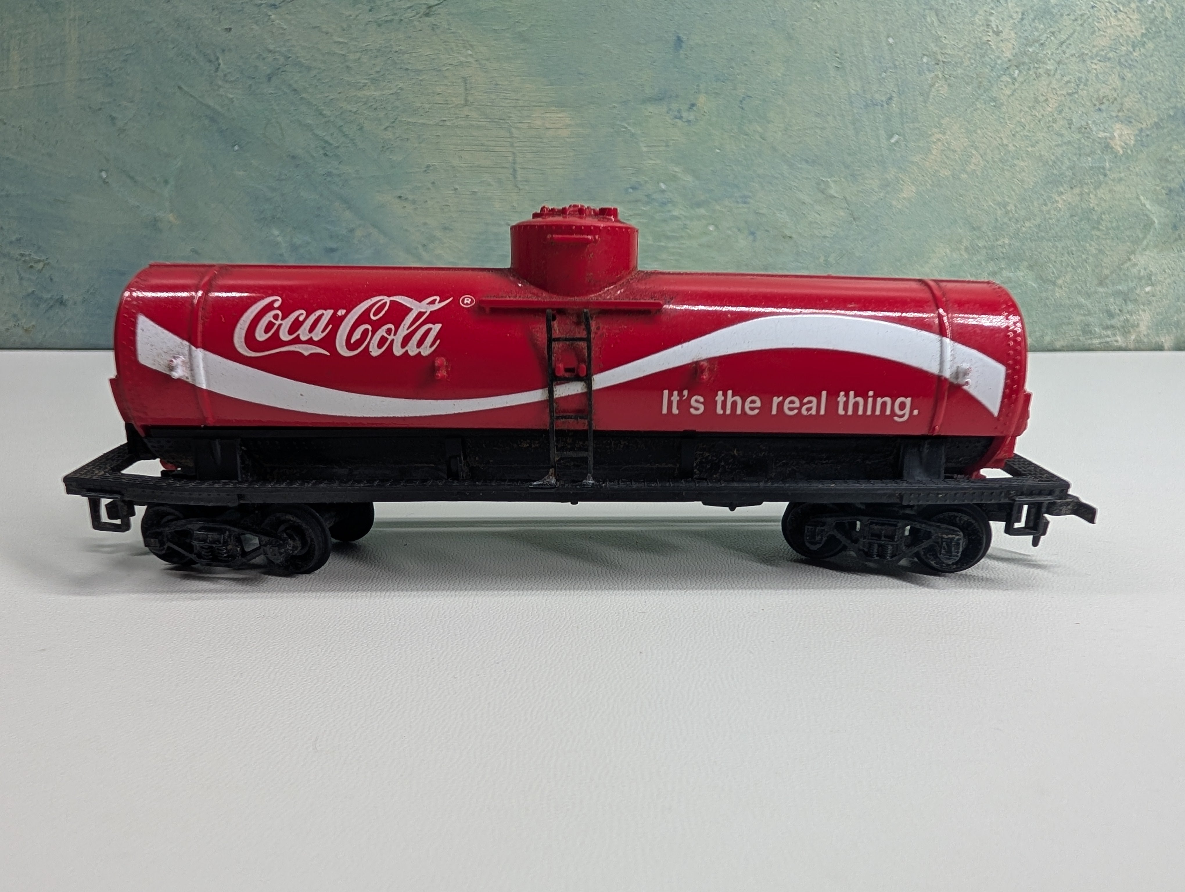USED Tyco HO Scale Single Dome Tank Car Coca-Cola