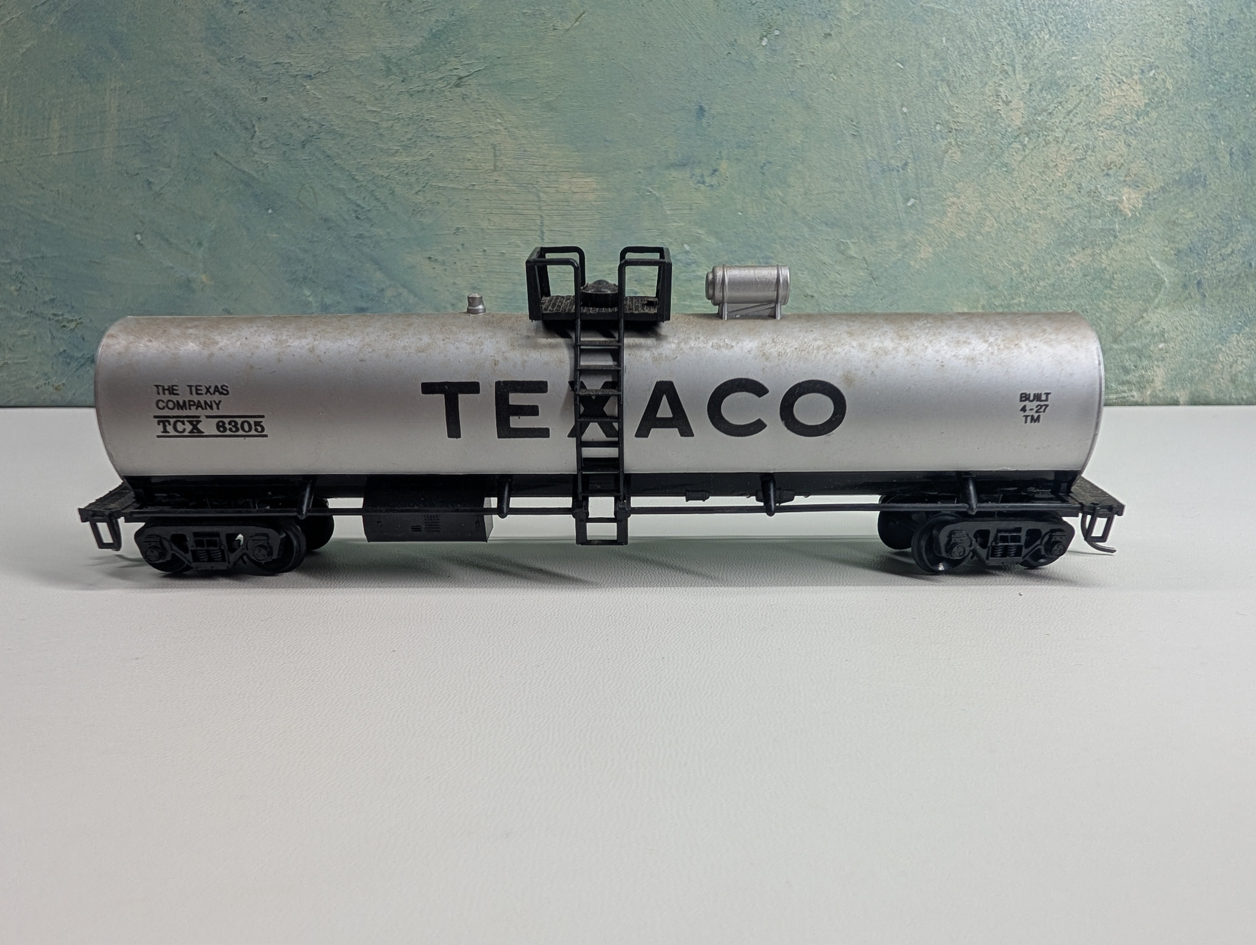 USED AHM HO Scale 50' Single Dome Tank Car Texaco TCX #6305