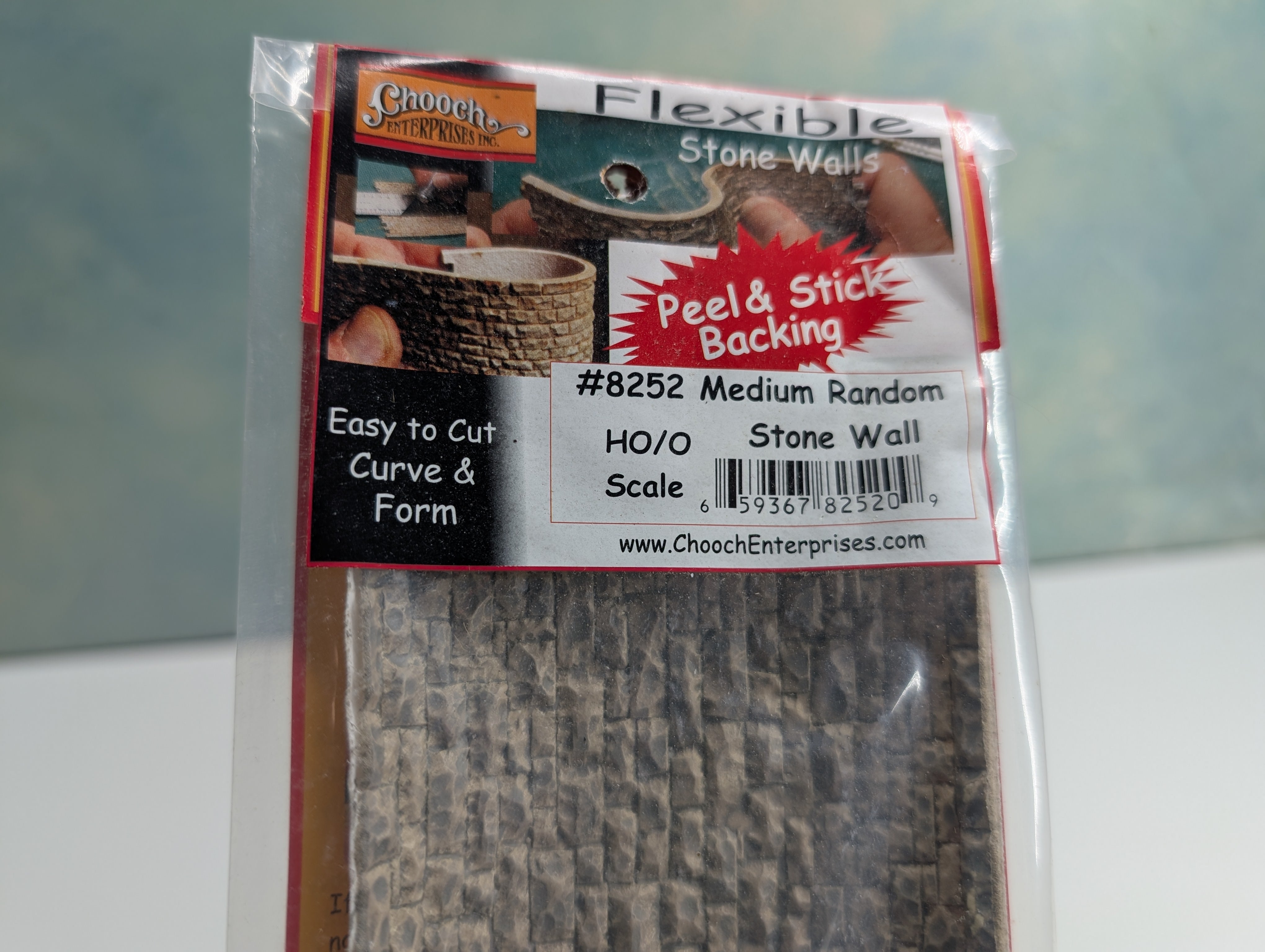 Chooch Enterprises Inc 8252 MULTI Scale Flexible Medium Random Stone Wall (HO & O) Peel N Stick
