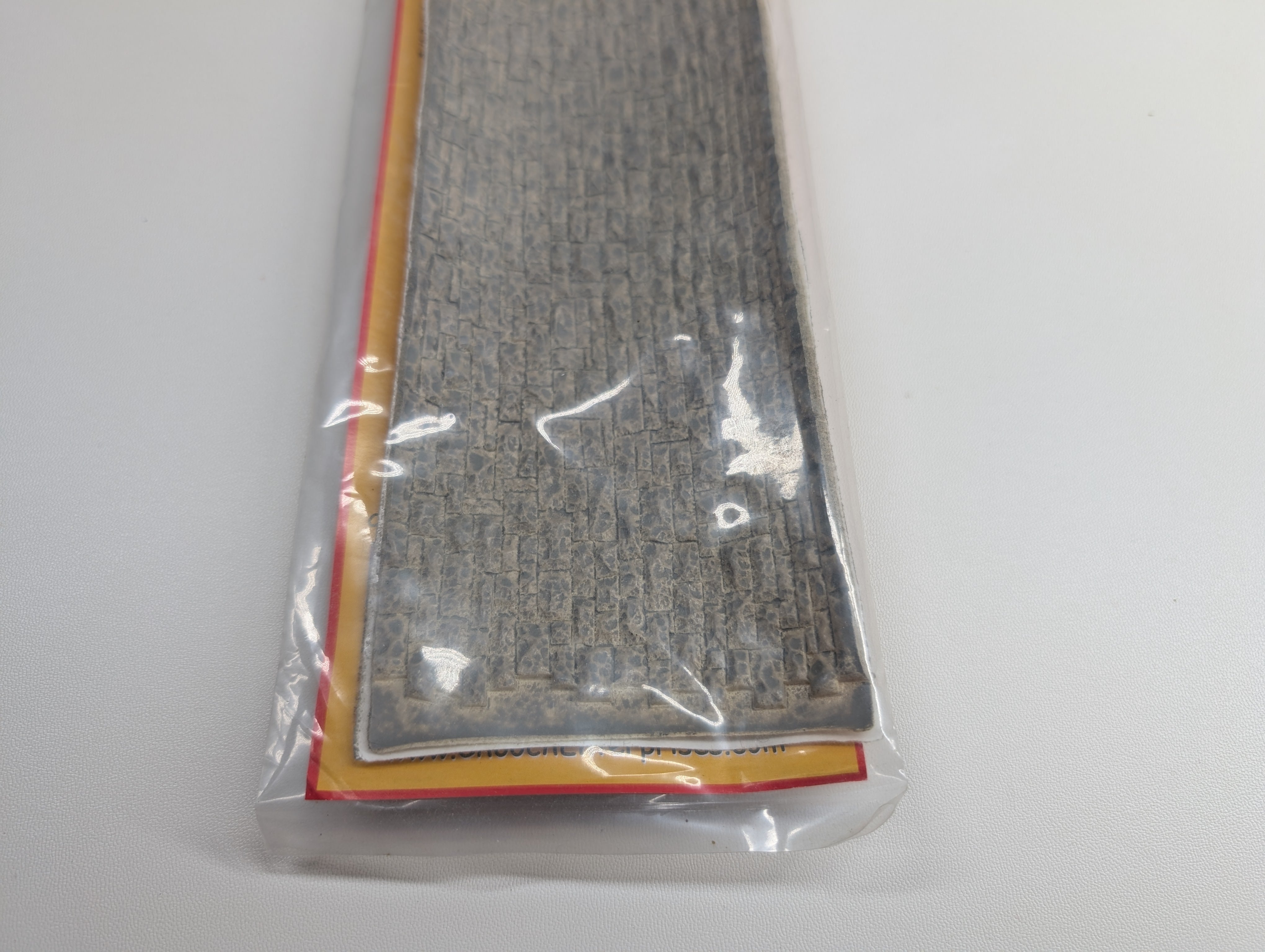 Chooch Enterprises Inc 8252 MULTI Scale Flexible Medium Random Stone Wall (HO & O) Peel N Stick