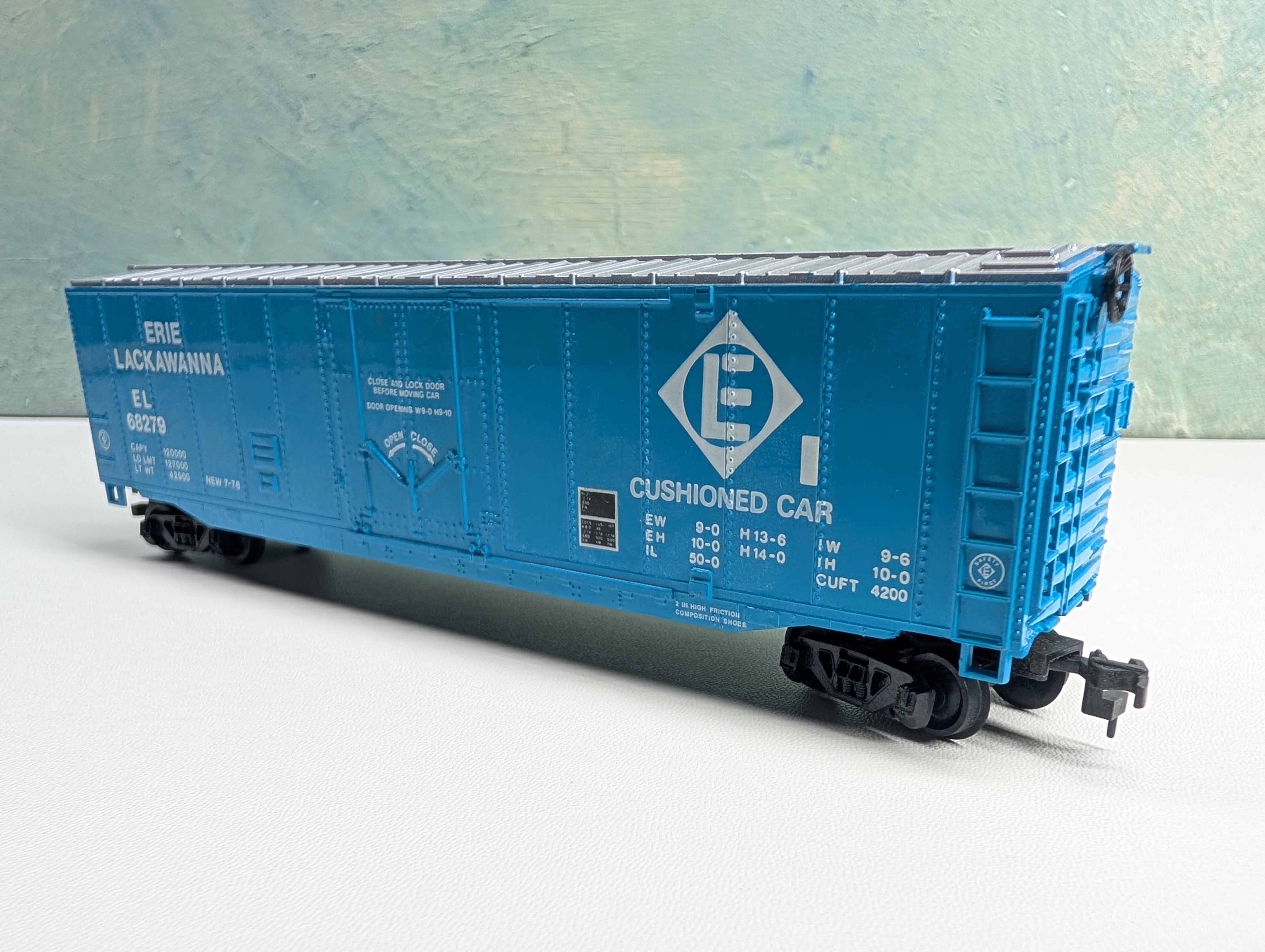 USED Bachmann HO Scale 50' Box Car Erie Lackawanna EL #68279