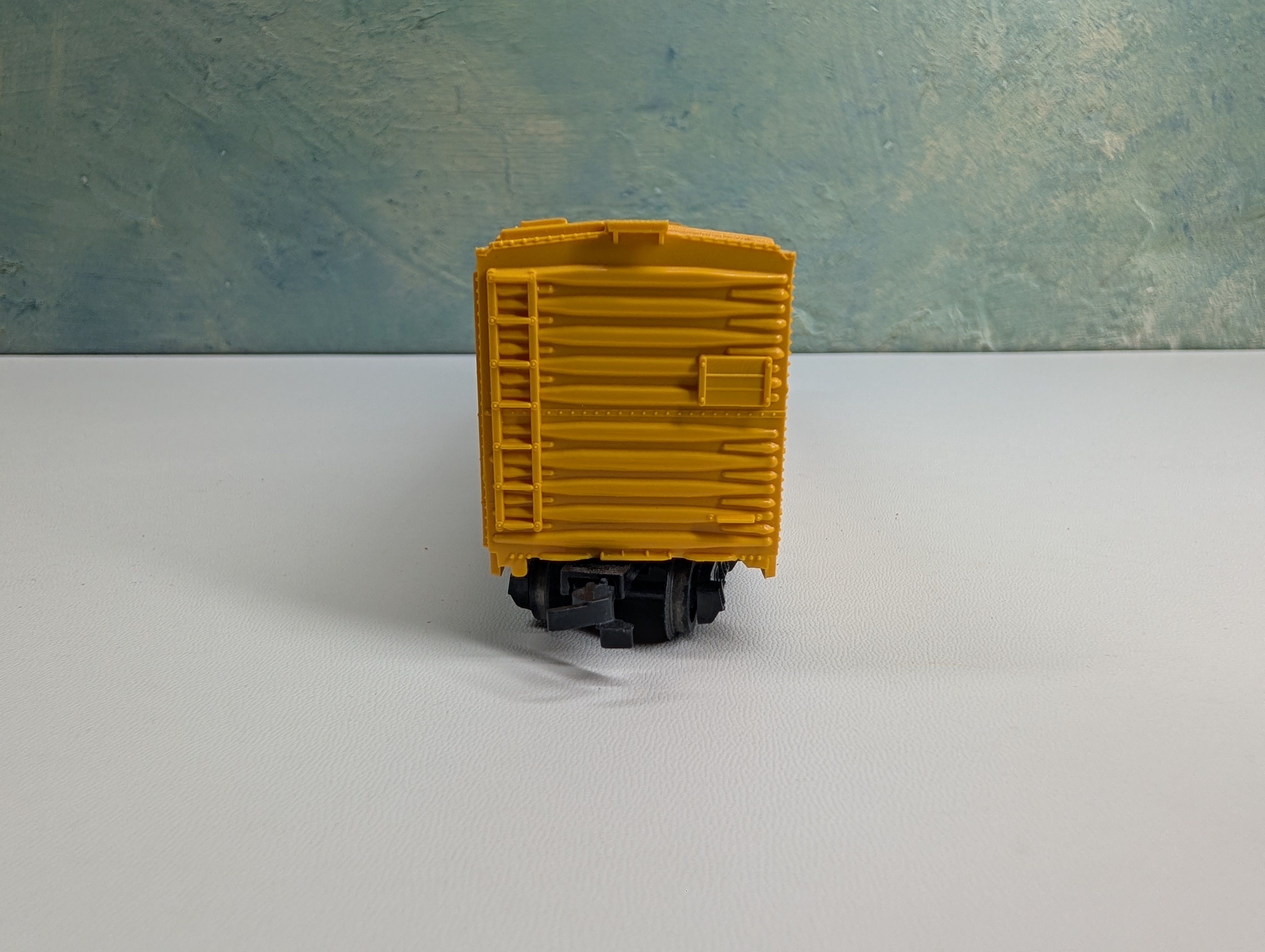 USED Bachmann HO Scale 50' Box Car Chessie System B&O #11098