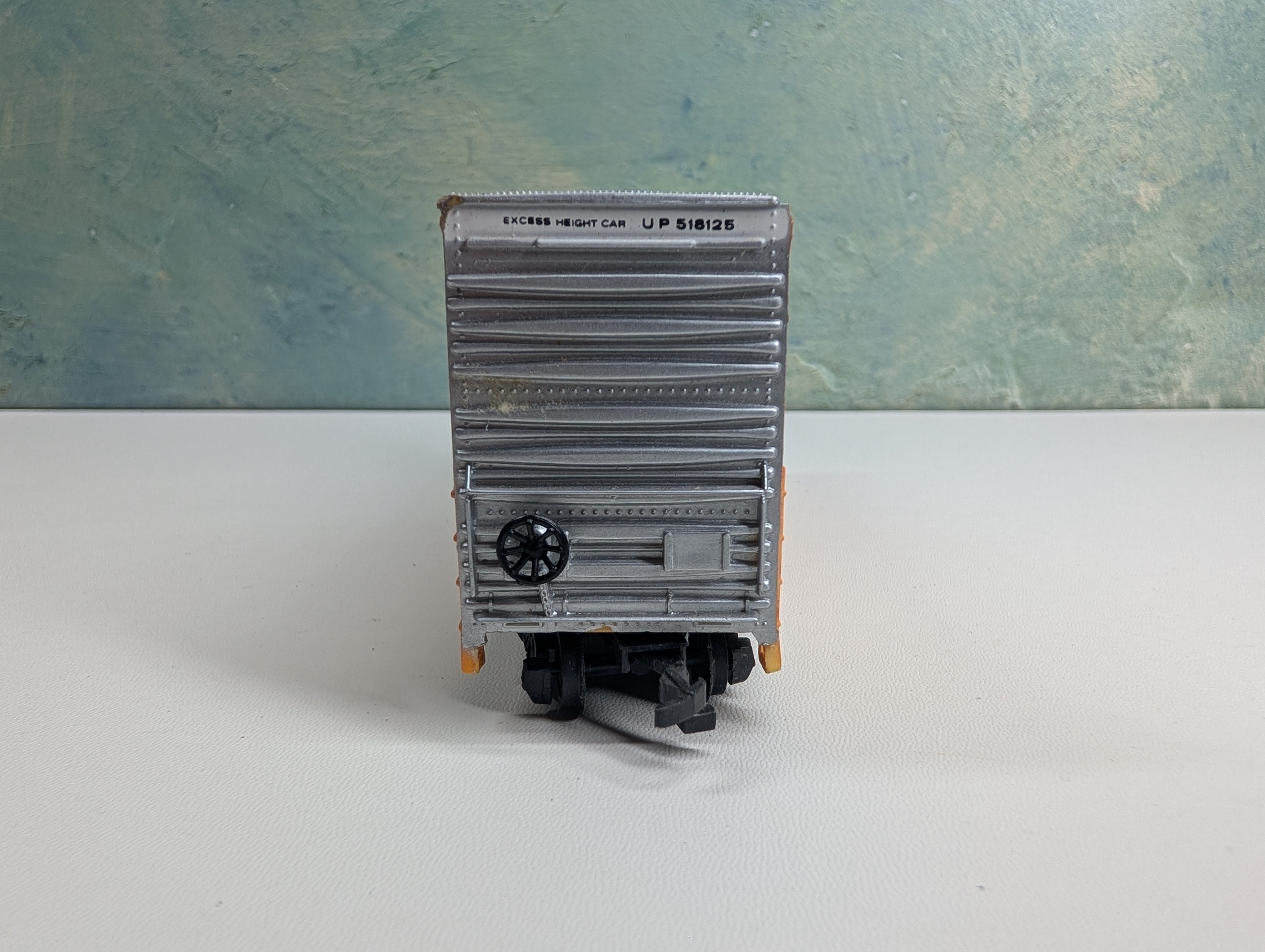 USED Bachmann HO Scale 40' Hi-Cube Box Car Union Pacific UP #518125